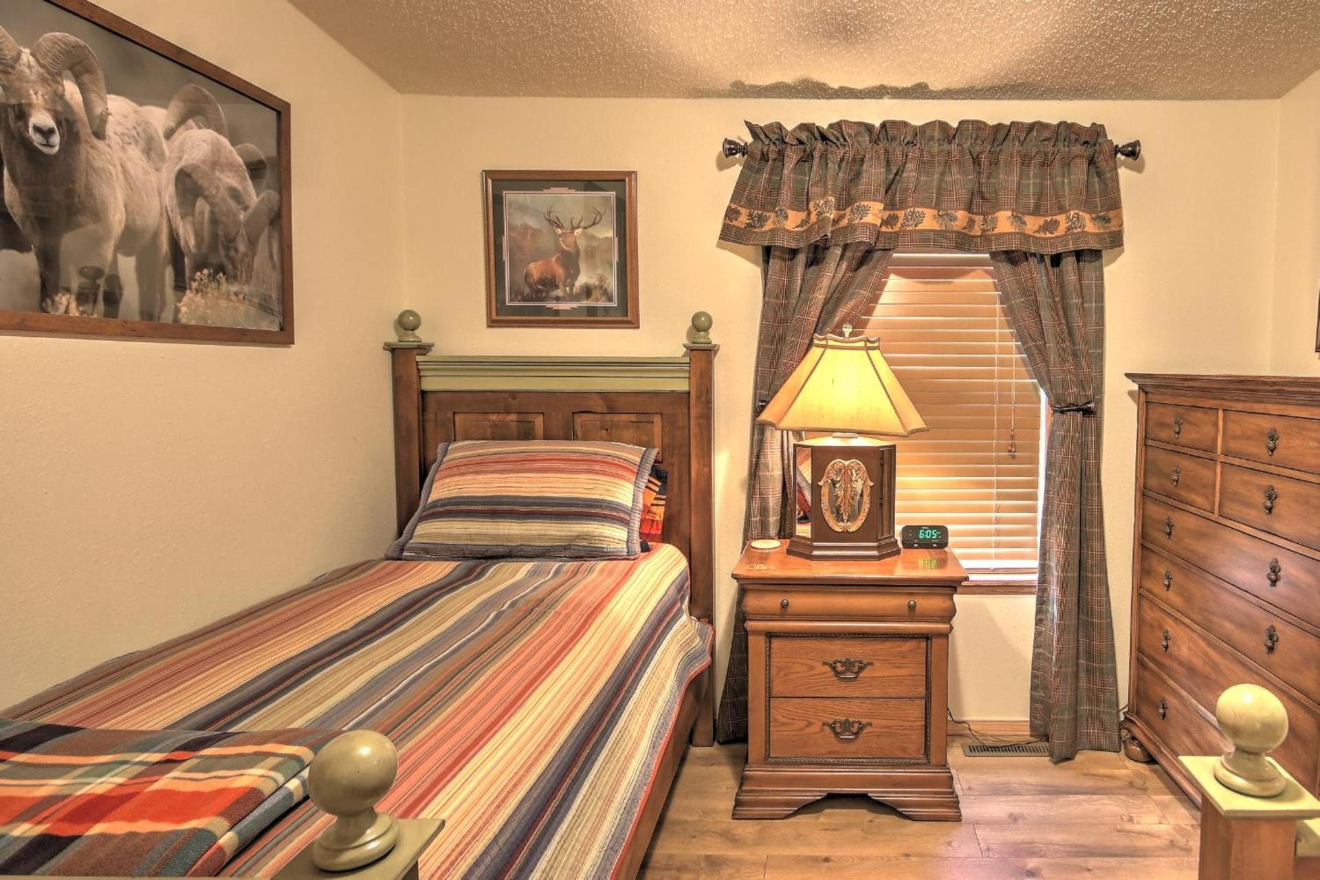 Yellowstone Gateway Inn photo 43