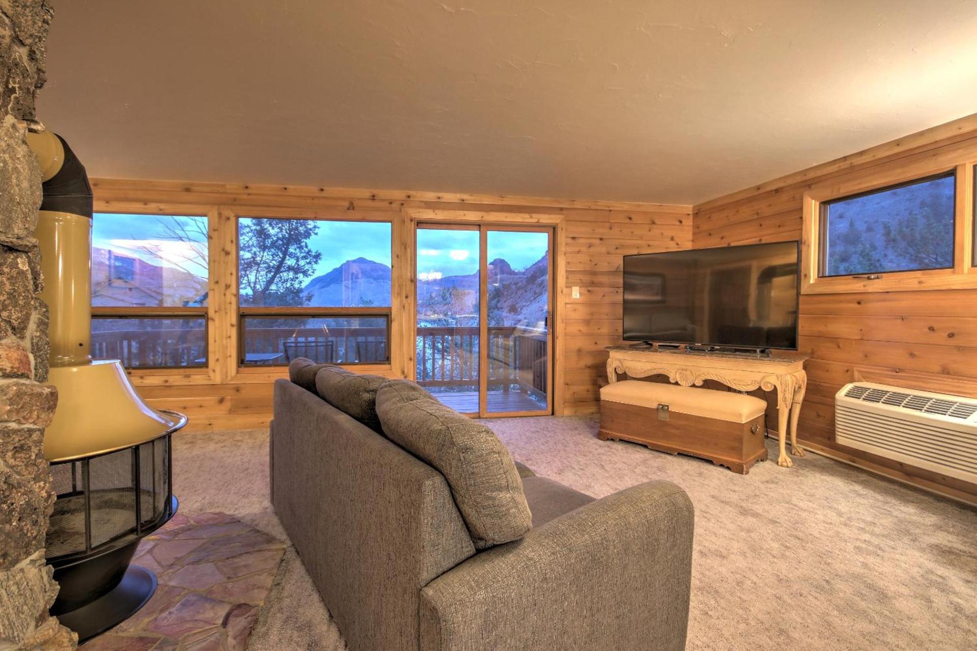 Yellowstone Gateway Inn photo 22