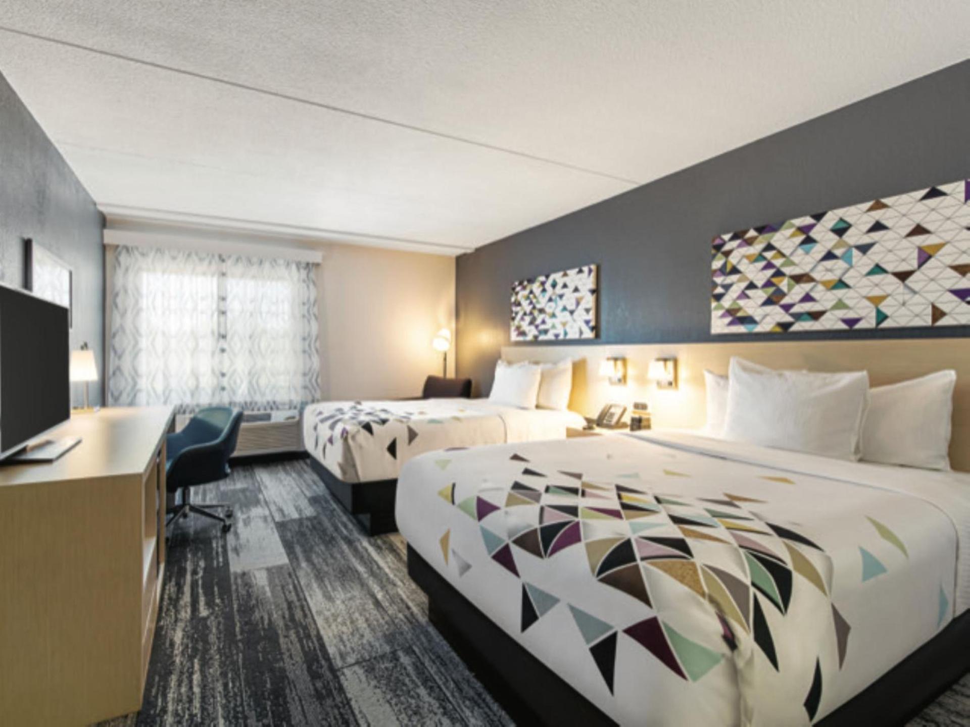 Baymont by Wyndham White Plains - Elmsford photo 12