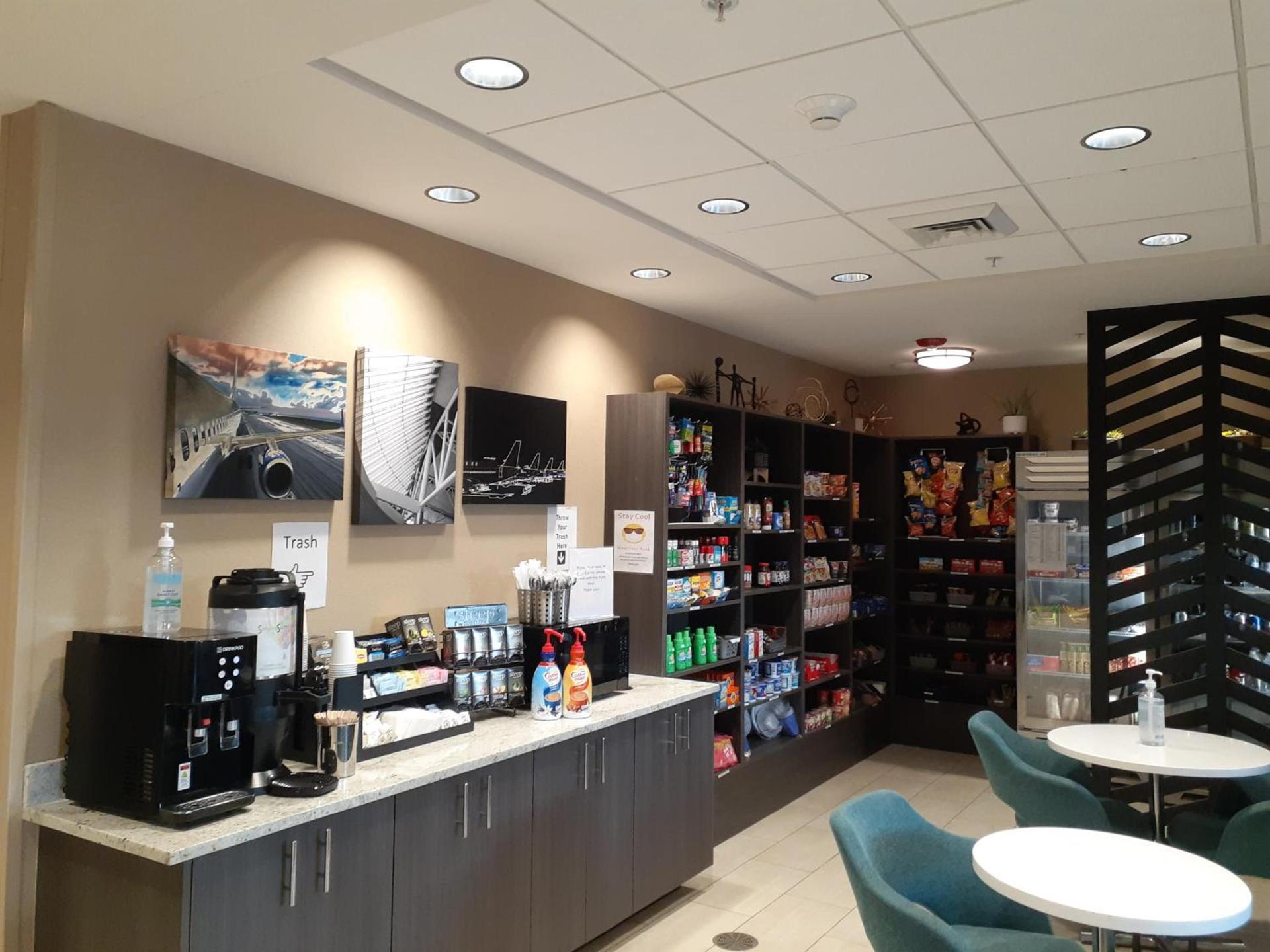 Simple Suites Boise Airport photo 15