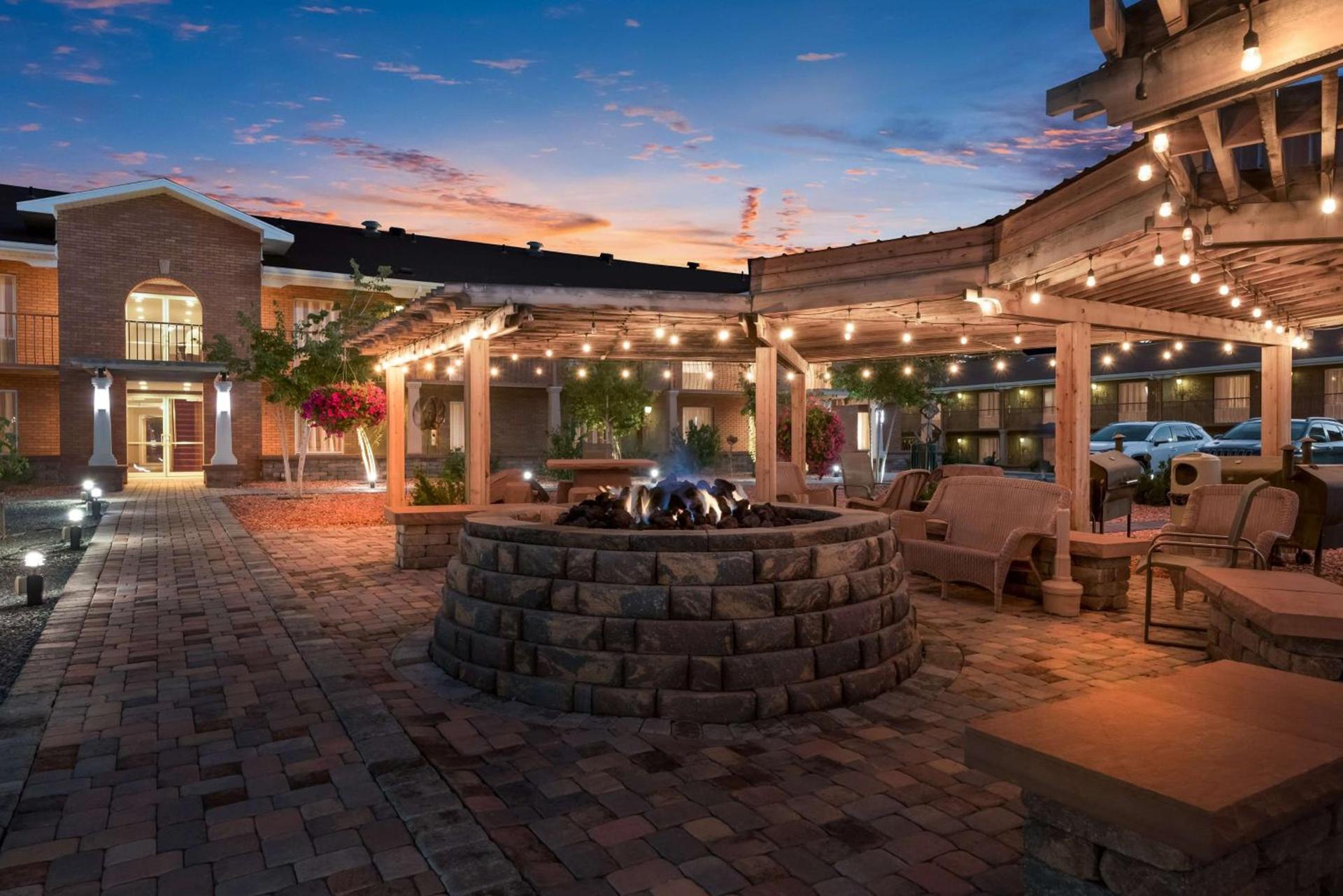 Best Western Plus Cedar City photo 13
