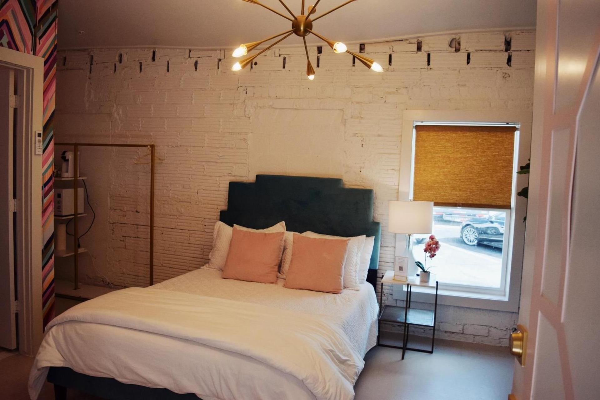 Room 1 Oleander Hotel Boutique Hotel Near Galveston Cruise Port photo 28