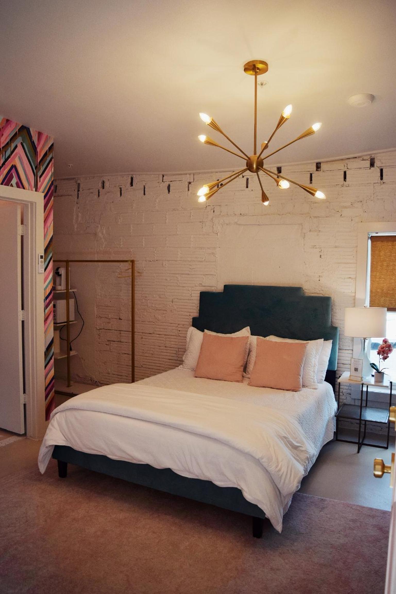 Room 1 Oleander Hotel Boutique Hotel Near Galveston Cruise Port photo 29