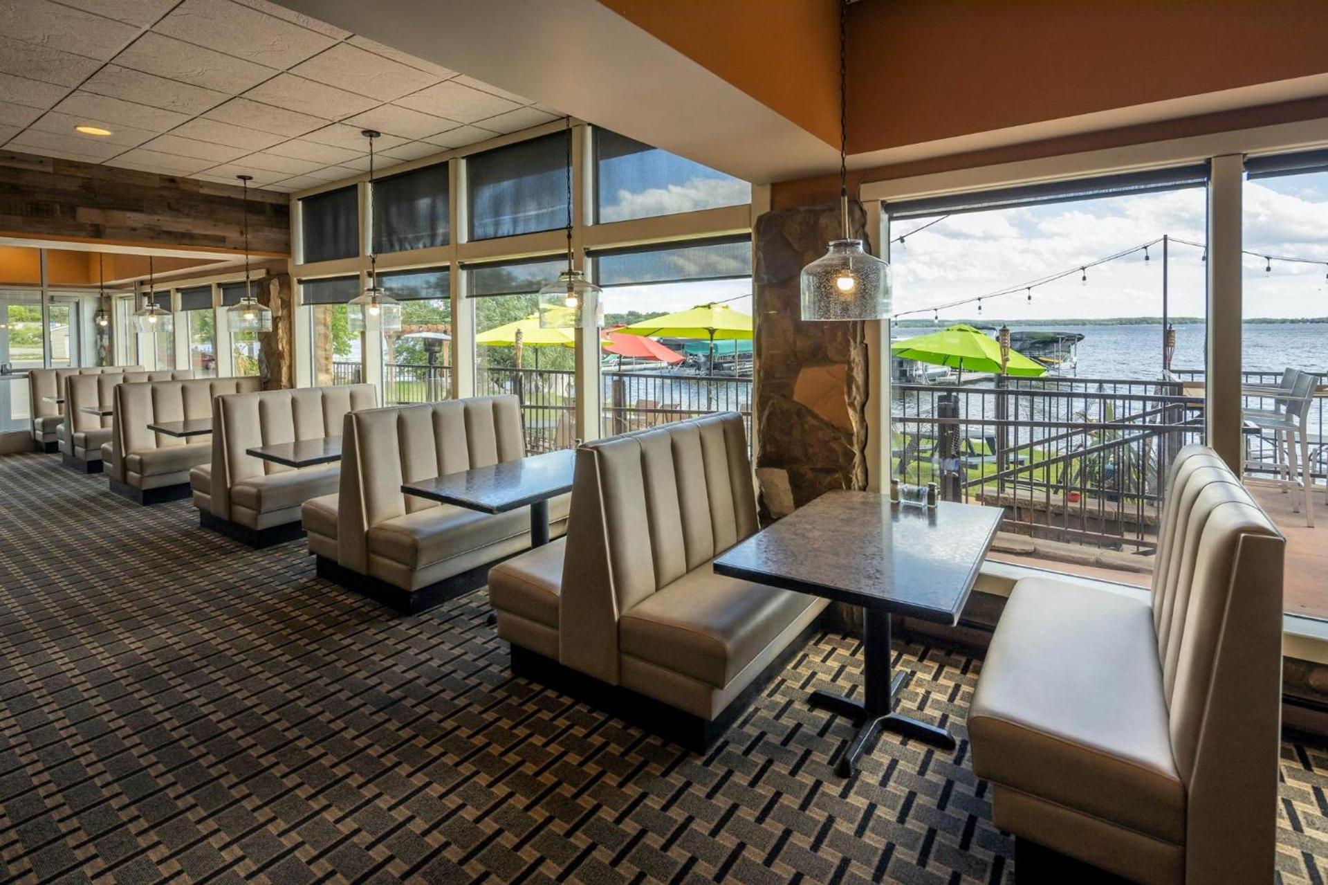 Holiday Inn Detroit Lakes - Lakefront by IHG photo 29