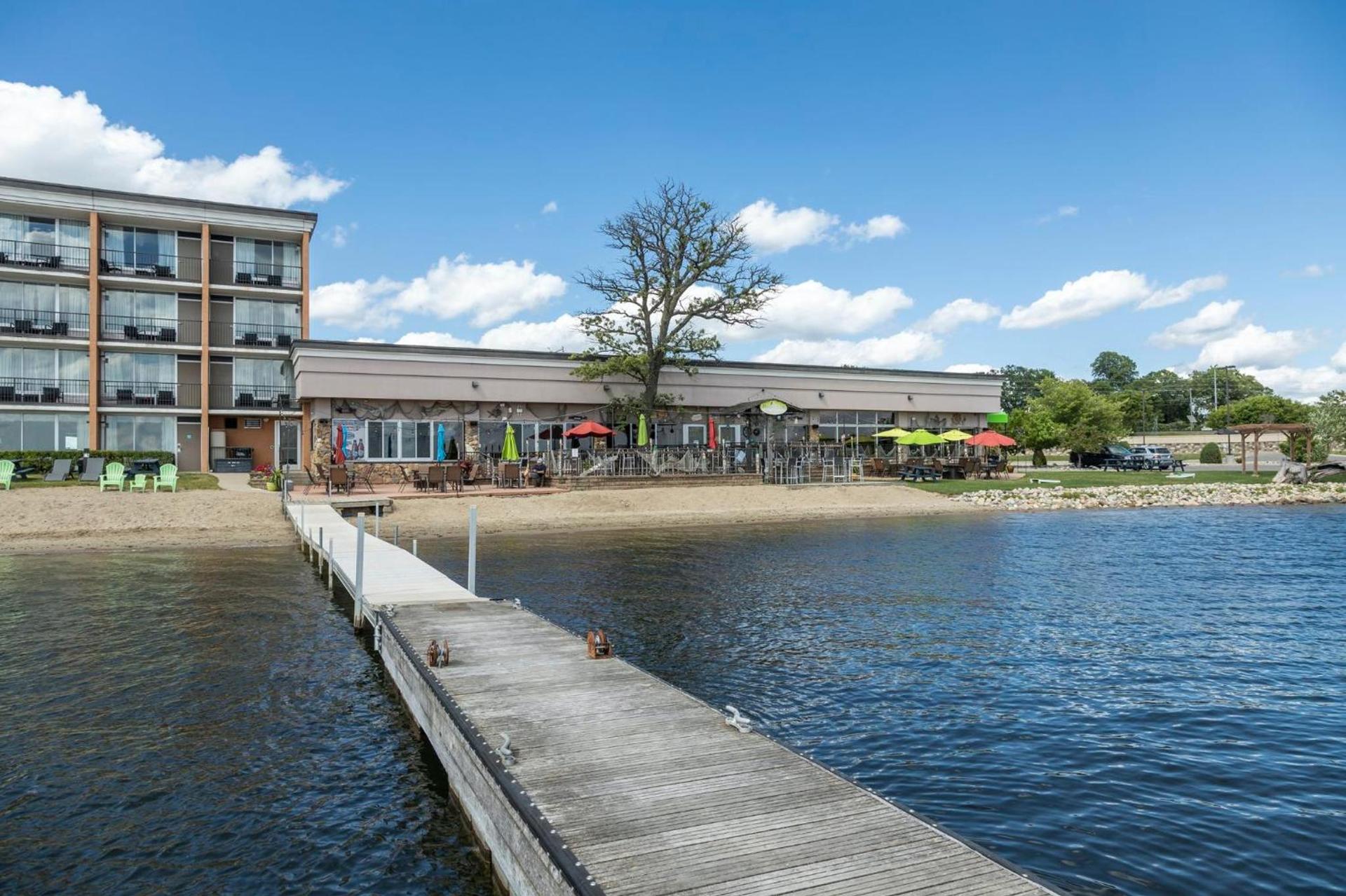 Holiday Inn Detroit Lakes - Lakefront by IHG photo 49