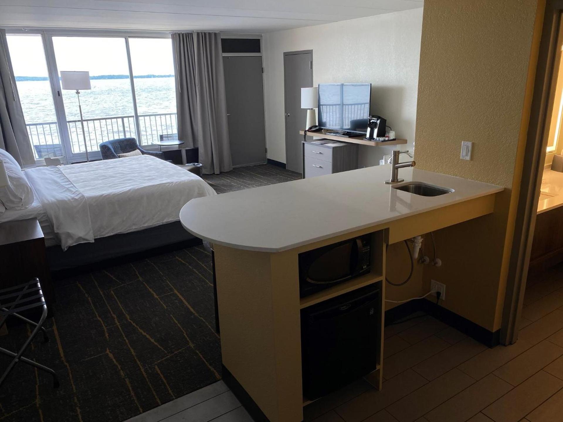 Holiday Inn Detroit Lakes - Lakefront by IHG photo 20