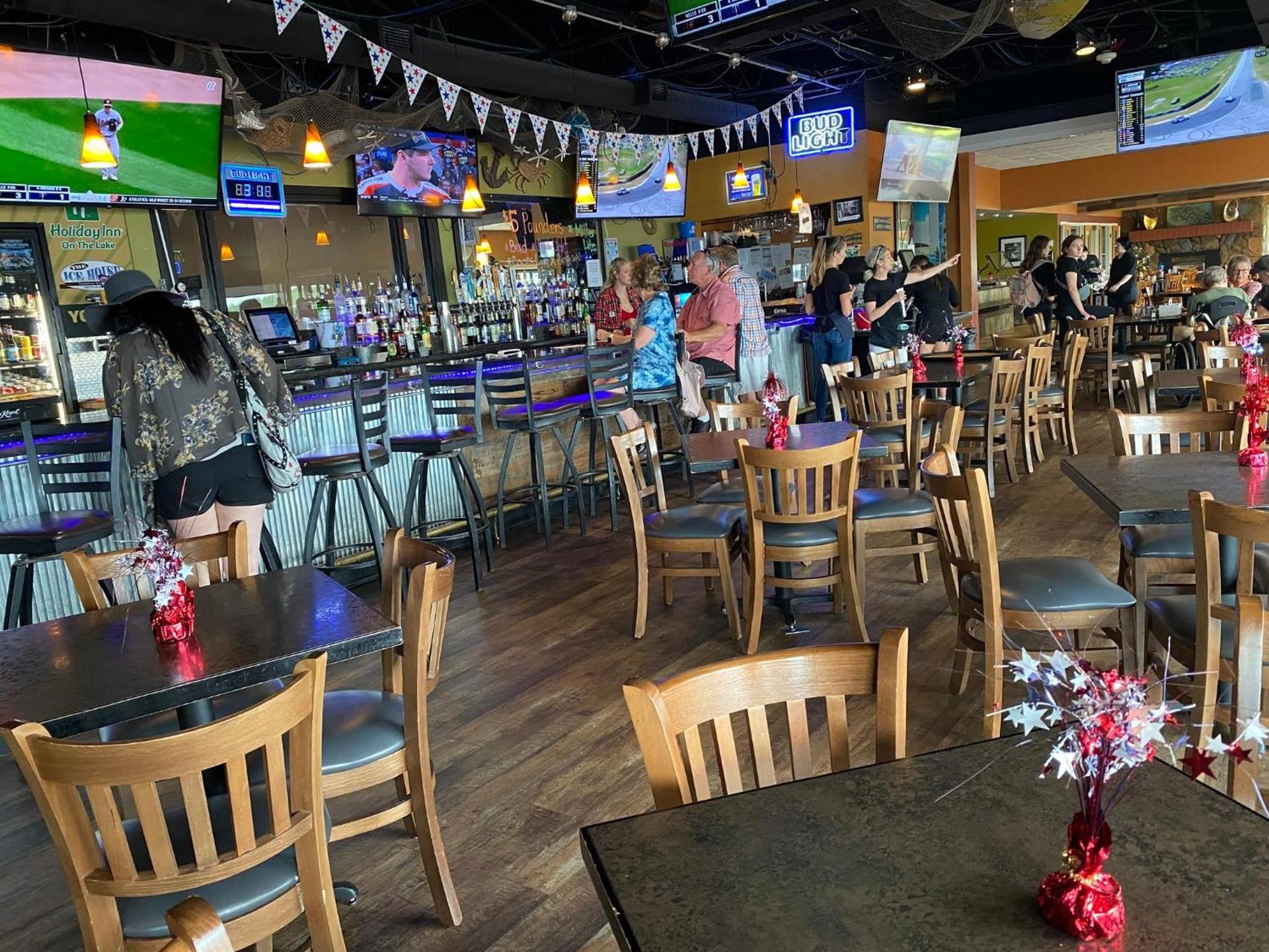Holiday Inn Detroit Lakes - Lakefront by IHG photo 55