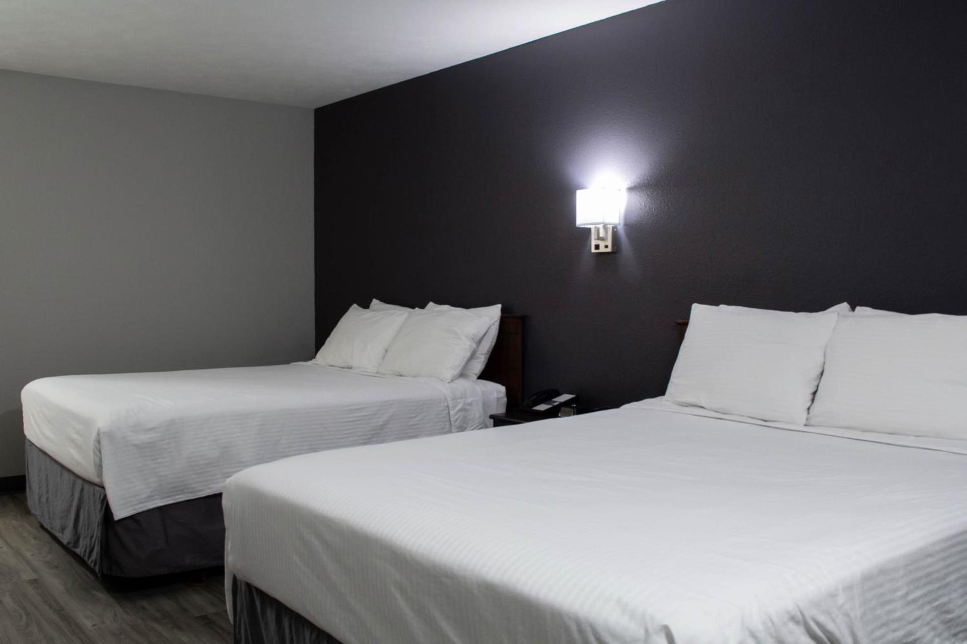 New Victorian Inn & Suites-Norfolk photo 11