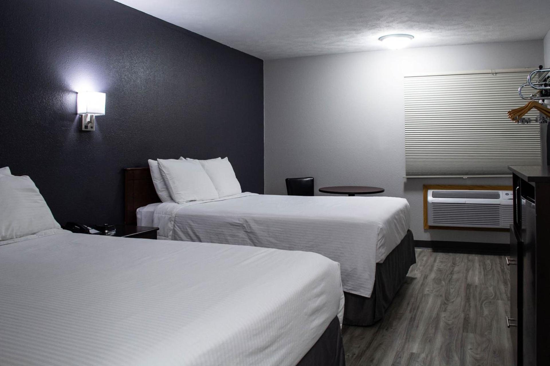New Victorian Inn & Suites-Norfolk photo 24