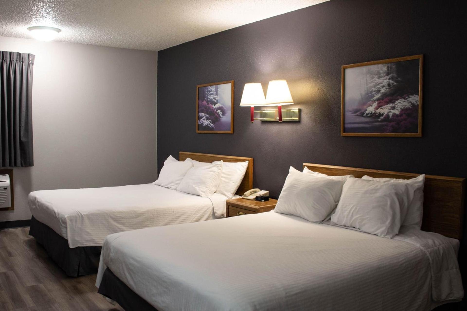 New Victorian Inn & Suites-Norfolk photo 5