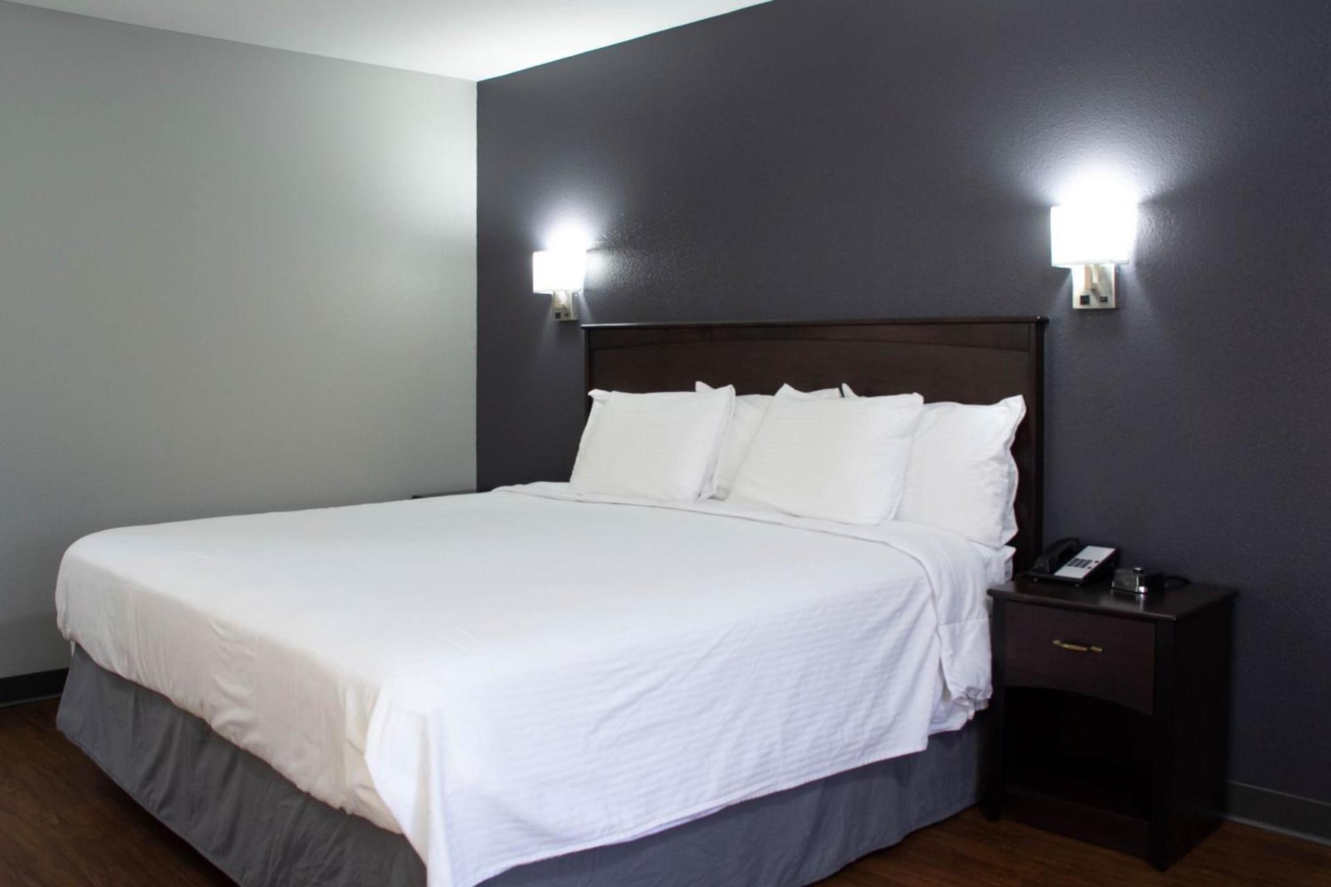 New Victorian Inn & Suites-Norfolk photo 6