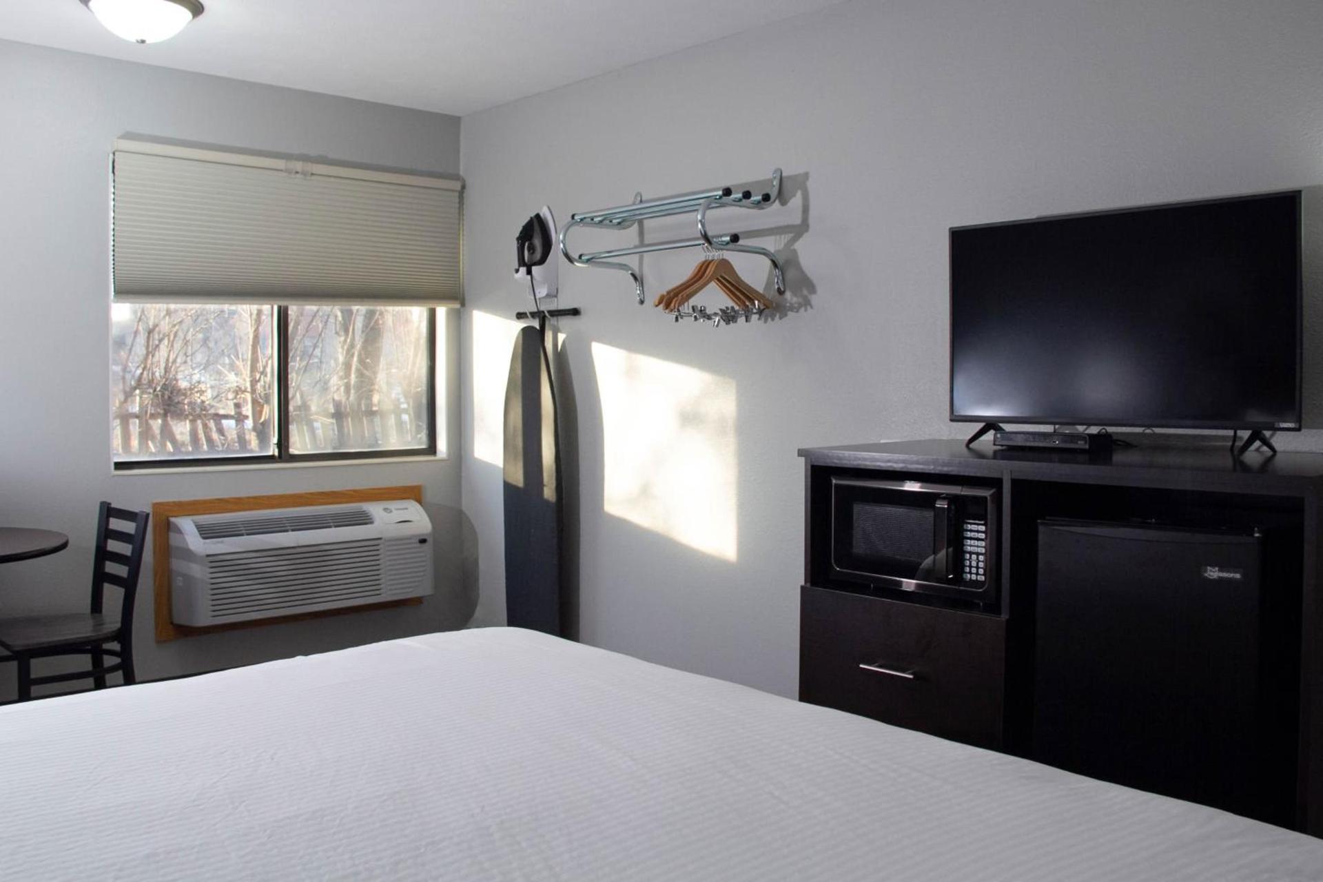 New Victorian Inn & Suites-Norfolk photo 27