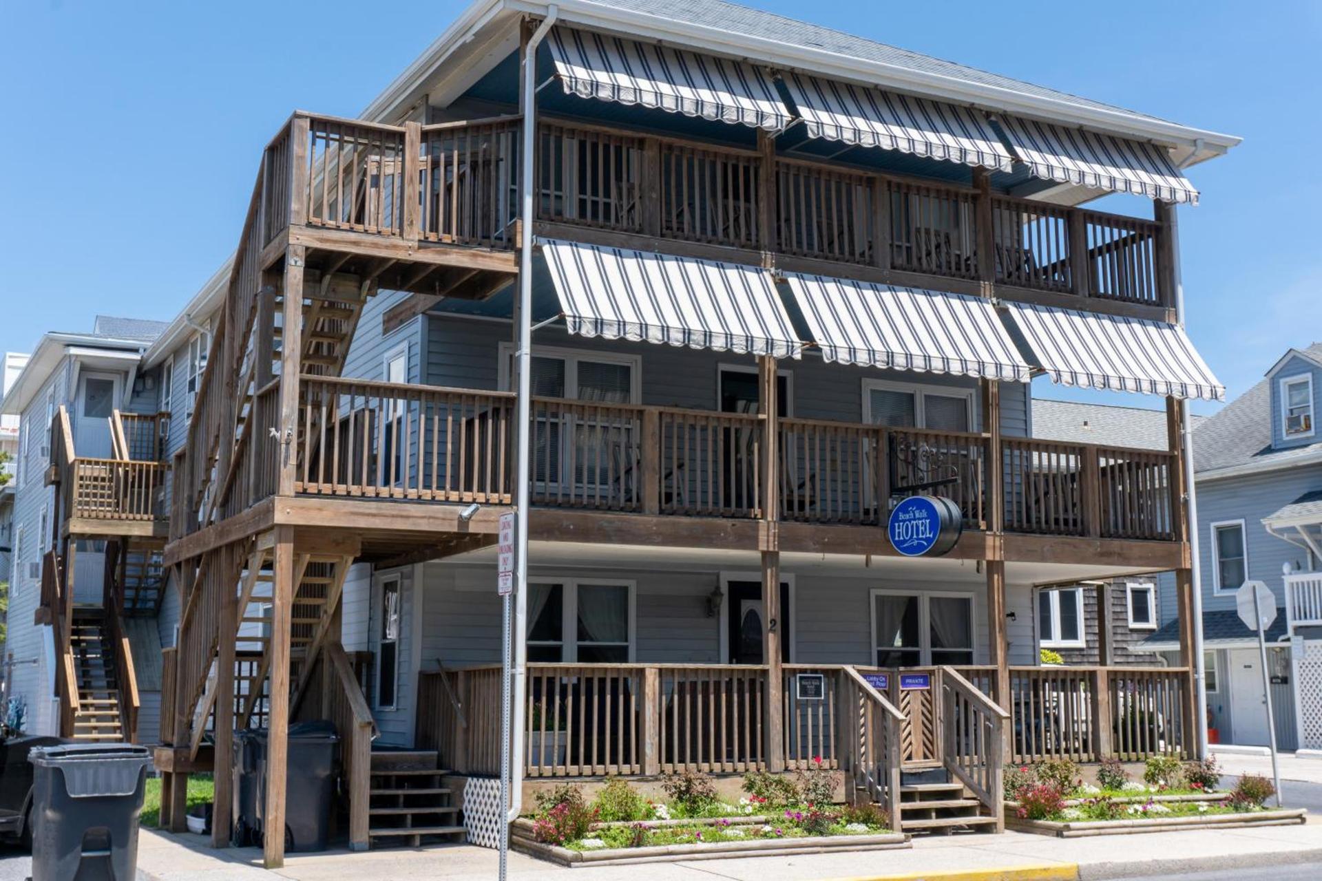Beach Walk Hotel photo 1