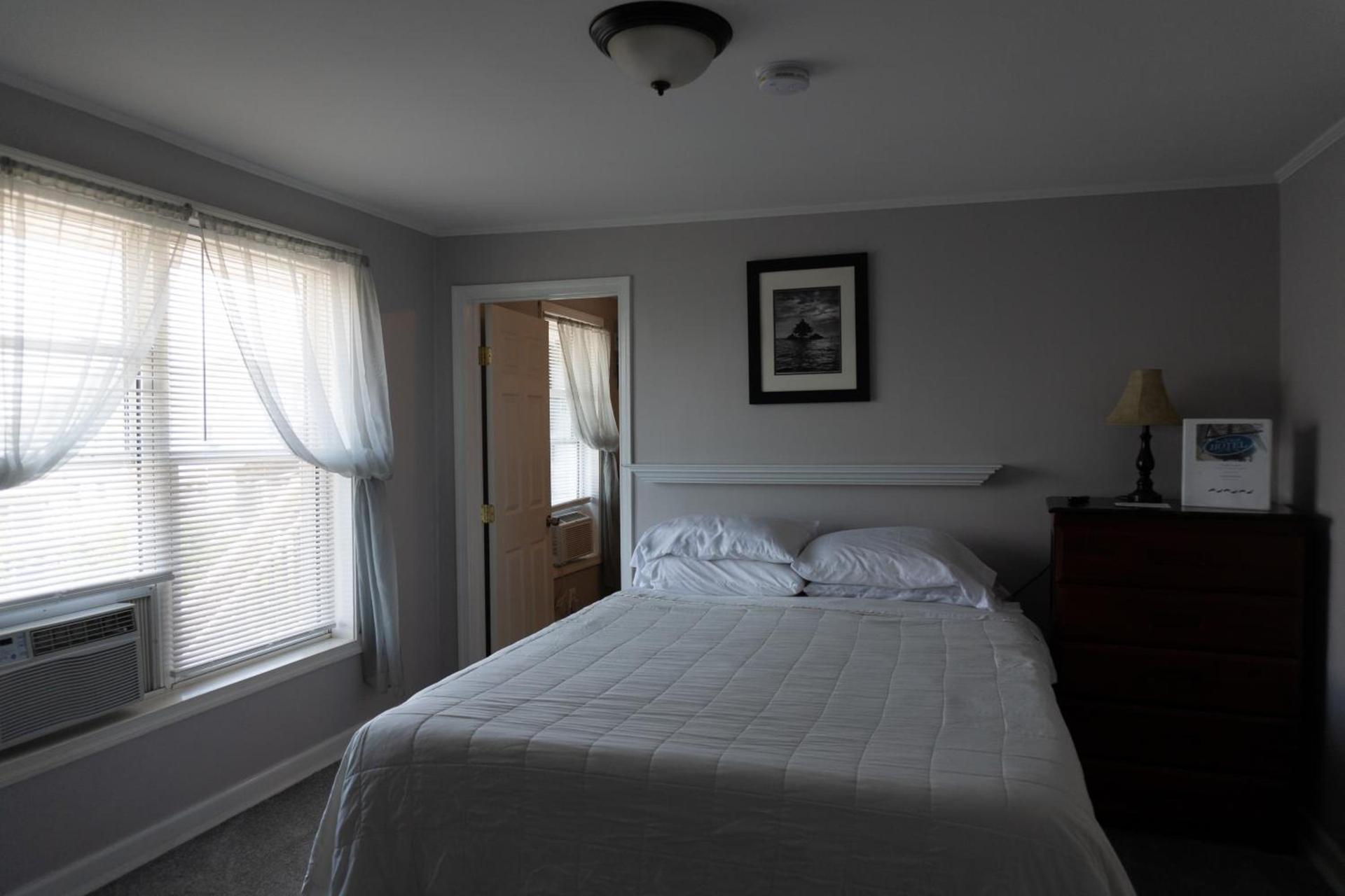 Beach Walk Hotel photo 34