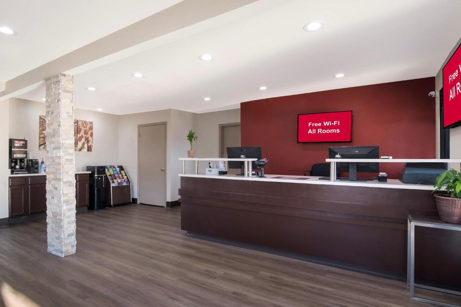 Red Roof Inn Rocky Mount - Battleboro photo 9