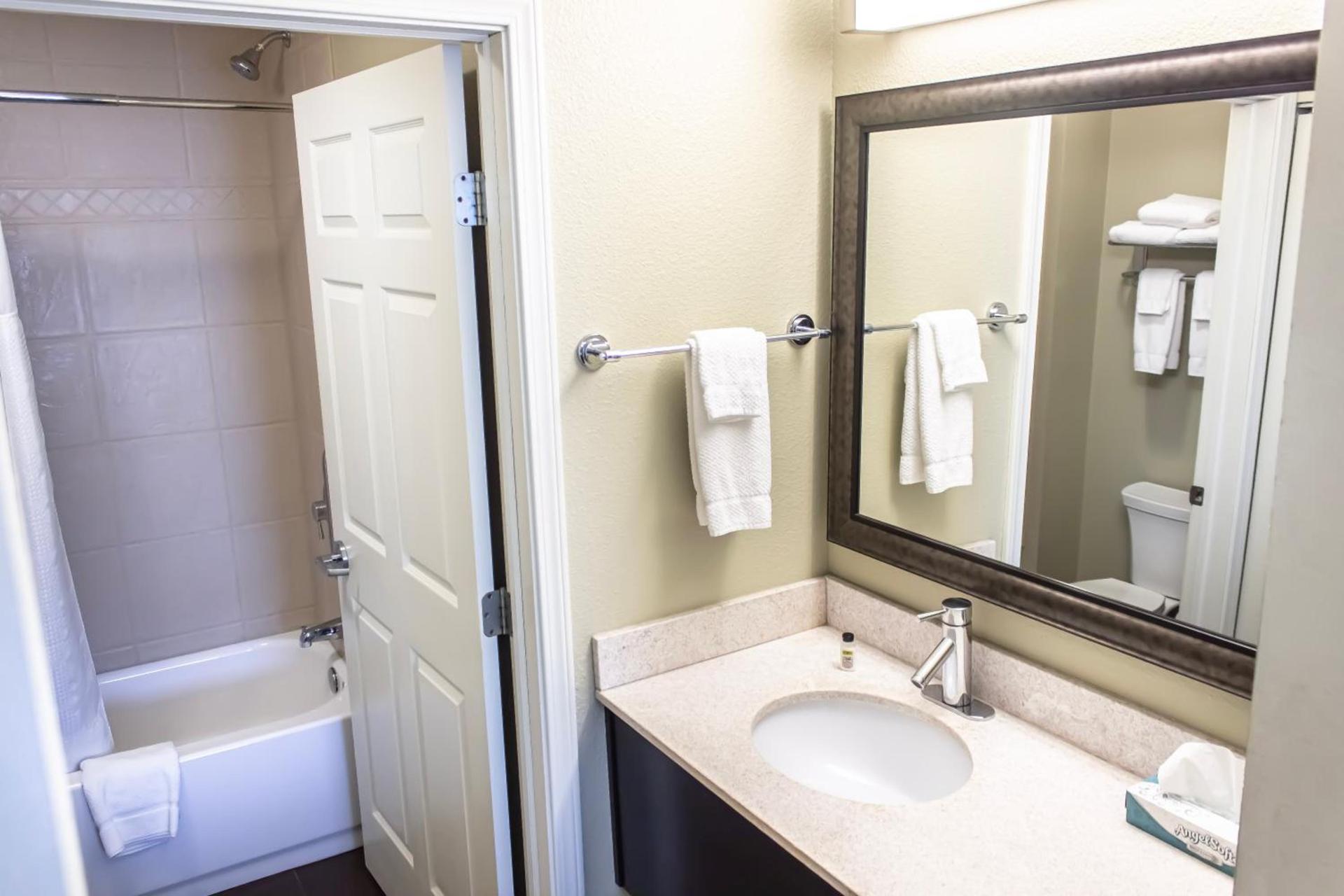 Staybridge Suites Minot by IHG photo 14