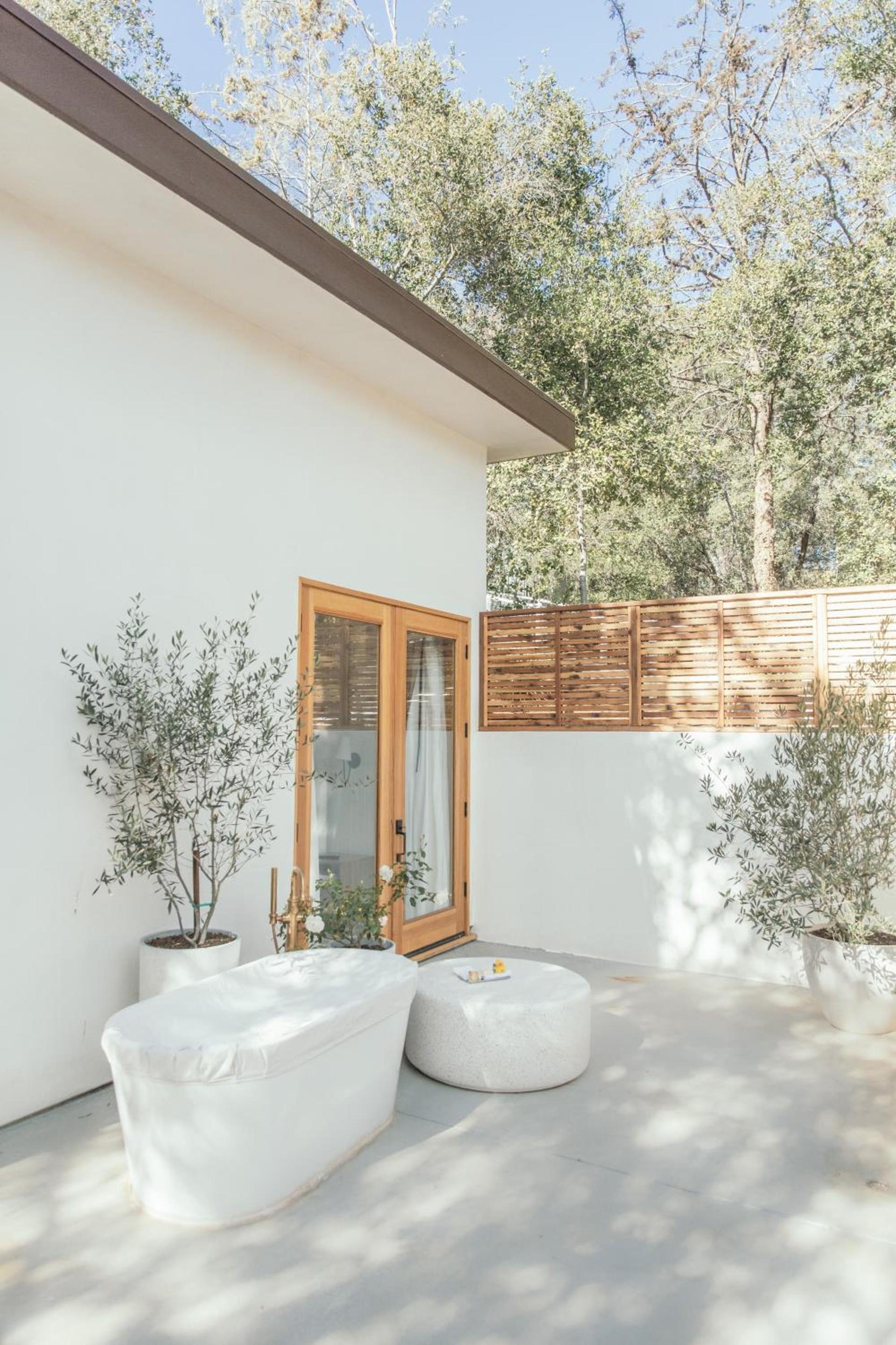 CALAMIGOS RANCH Resort & Spa photo 3