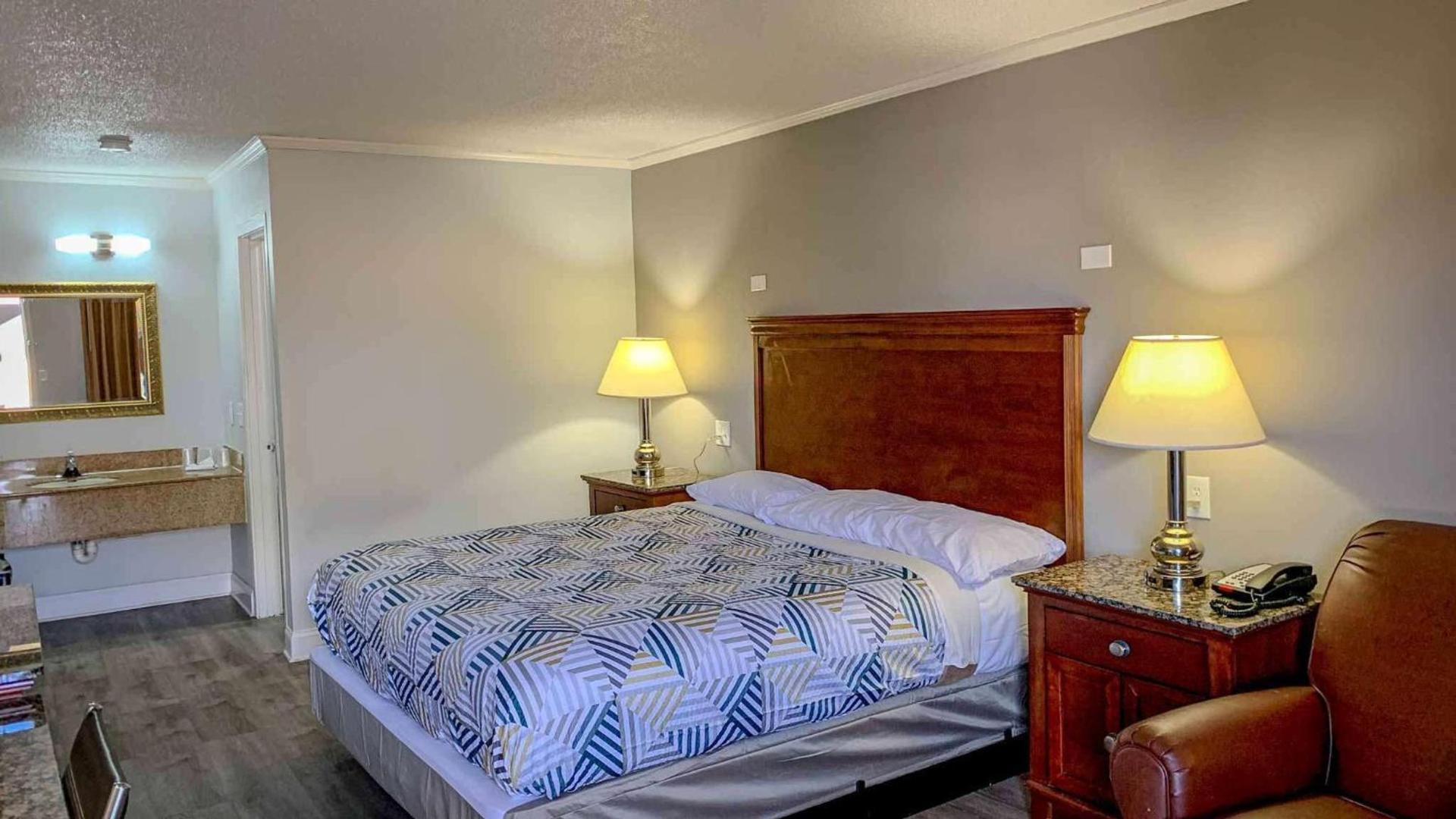 Motel 6 Newport News, VA – Fort Eustis photo 3