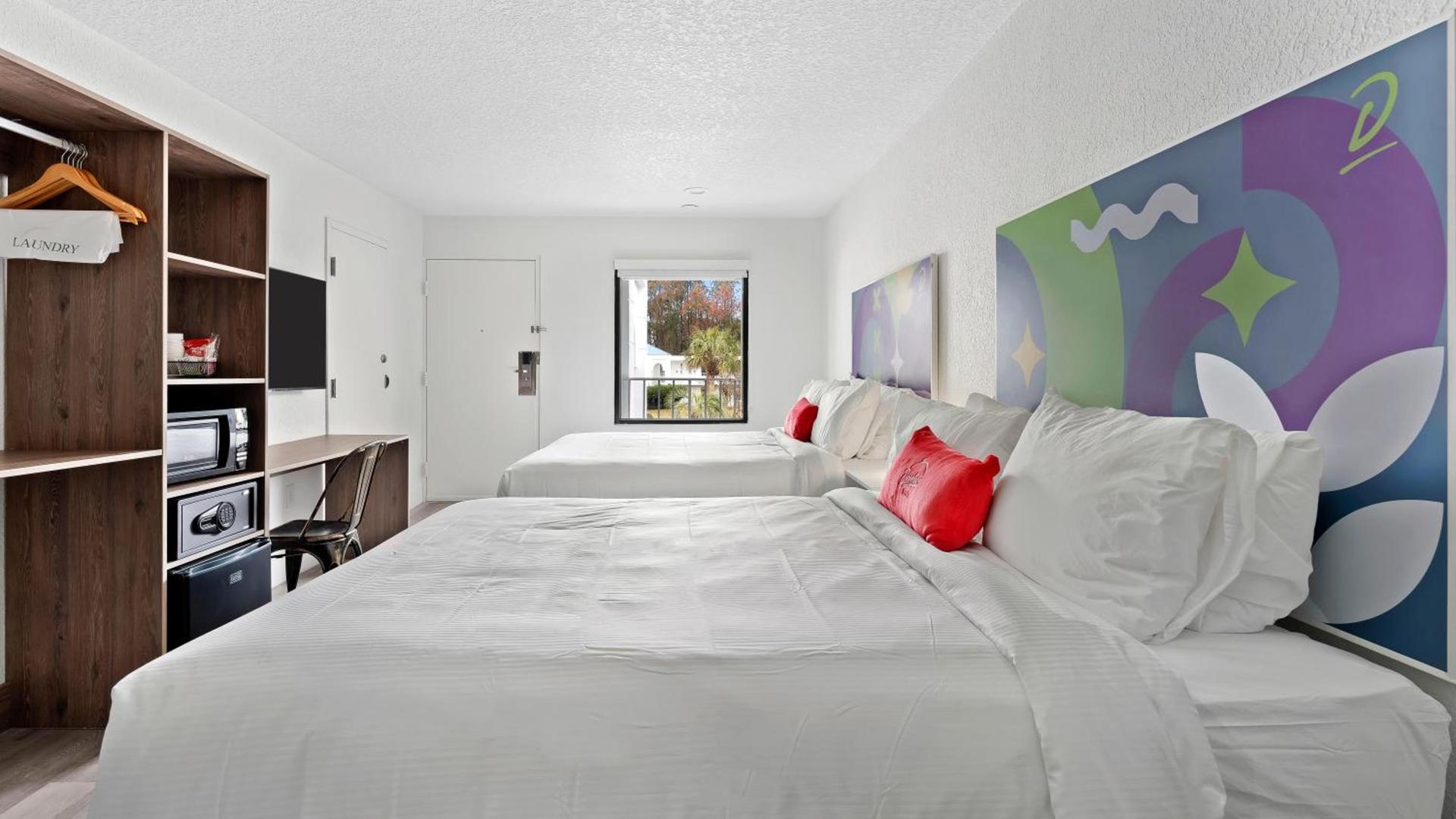 Baymont by Wyndham Jacksonville Airport photo 13