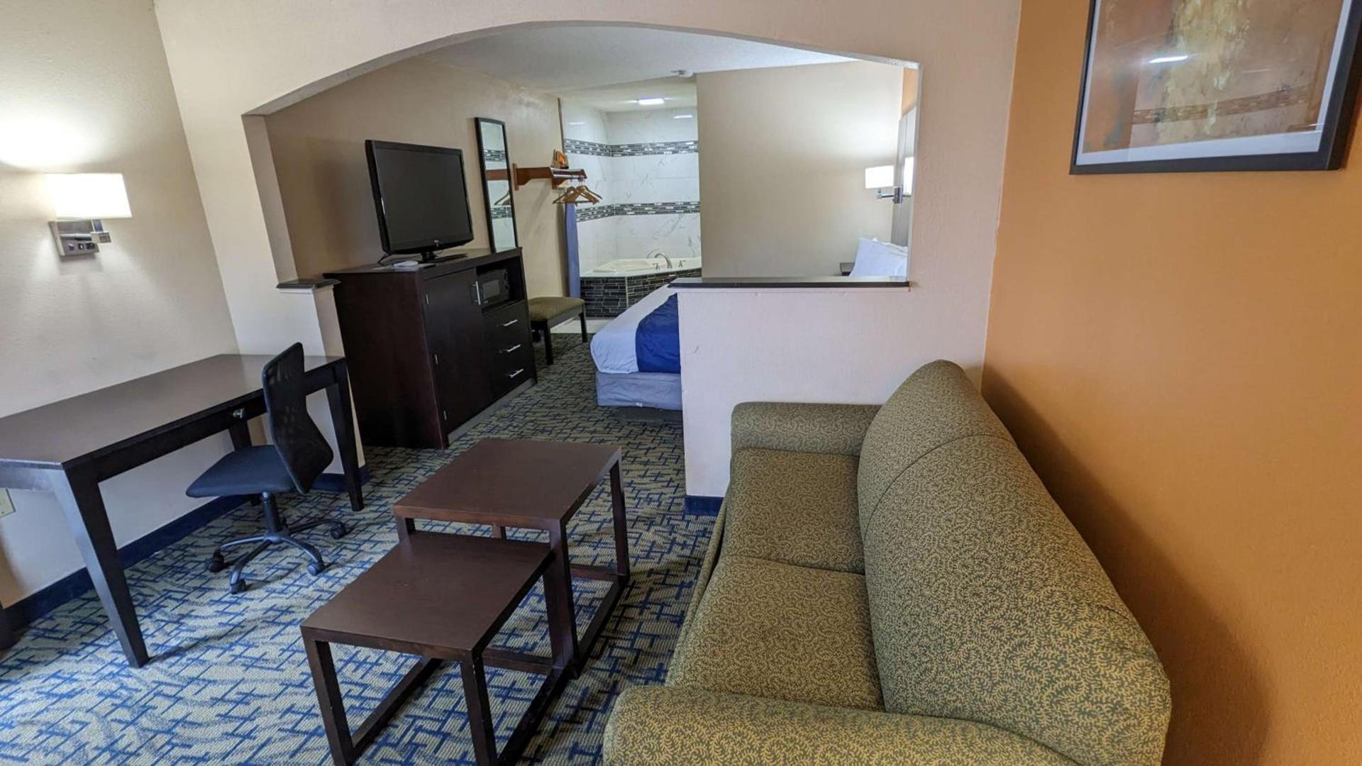 SureStay Hotel by Best Western Meridian photo 9