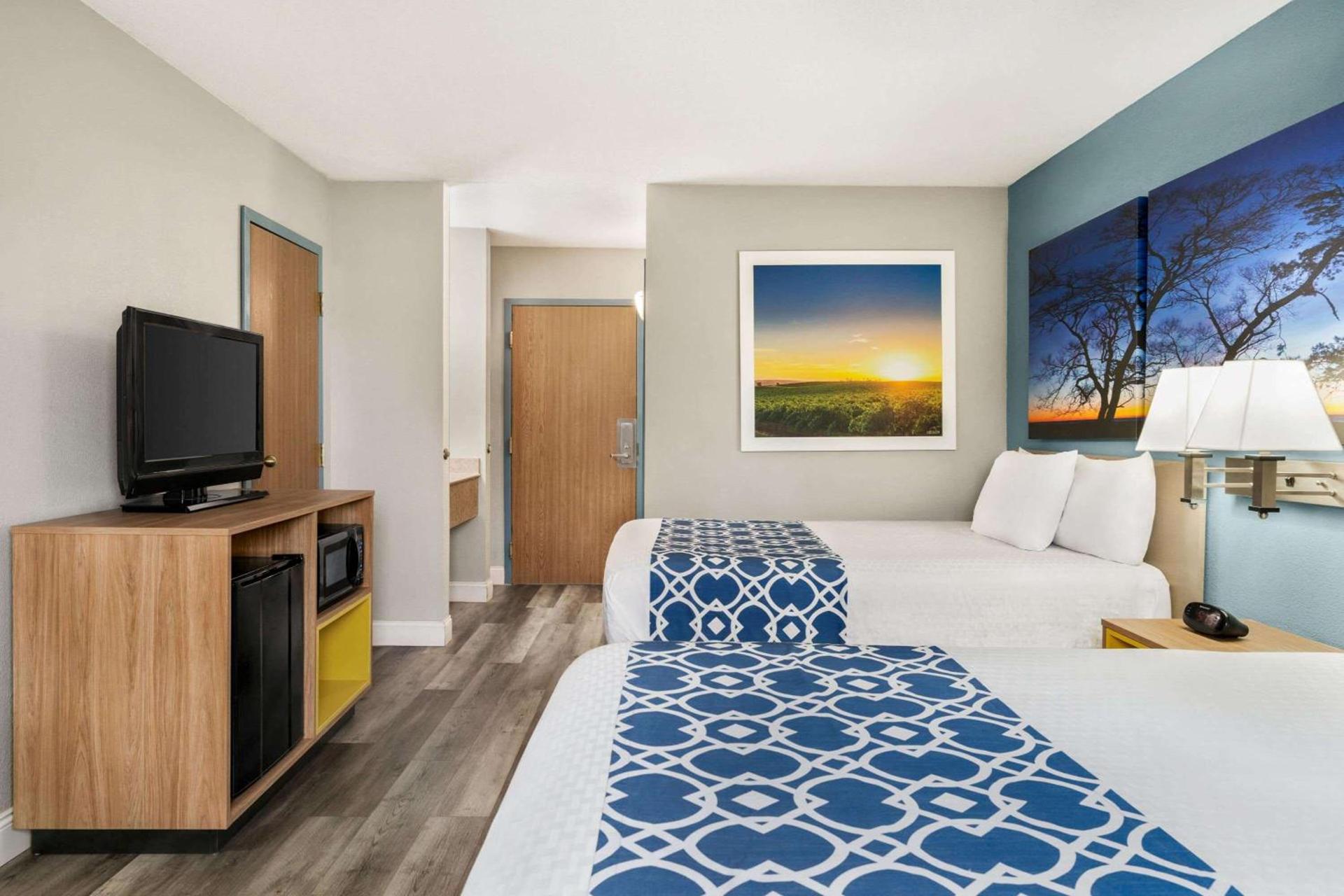 Days Inn by Wyndham Canastota Verona photo 17