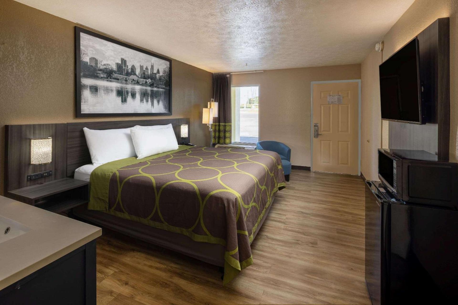 Super 8 by Wyndham McDonough GA photo 16