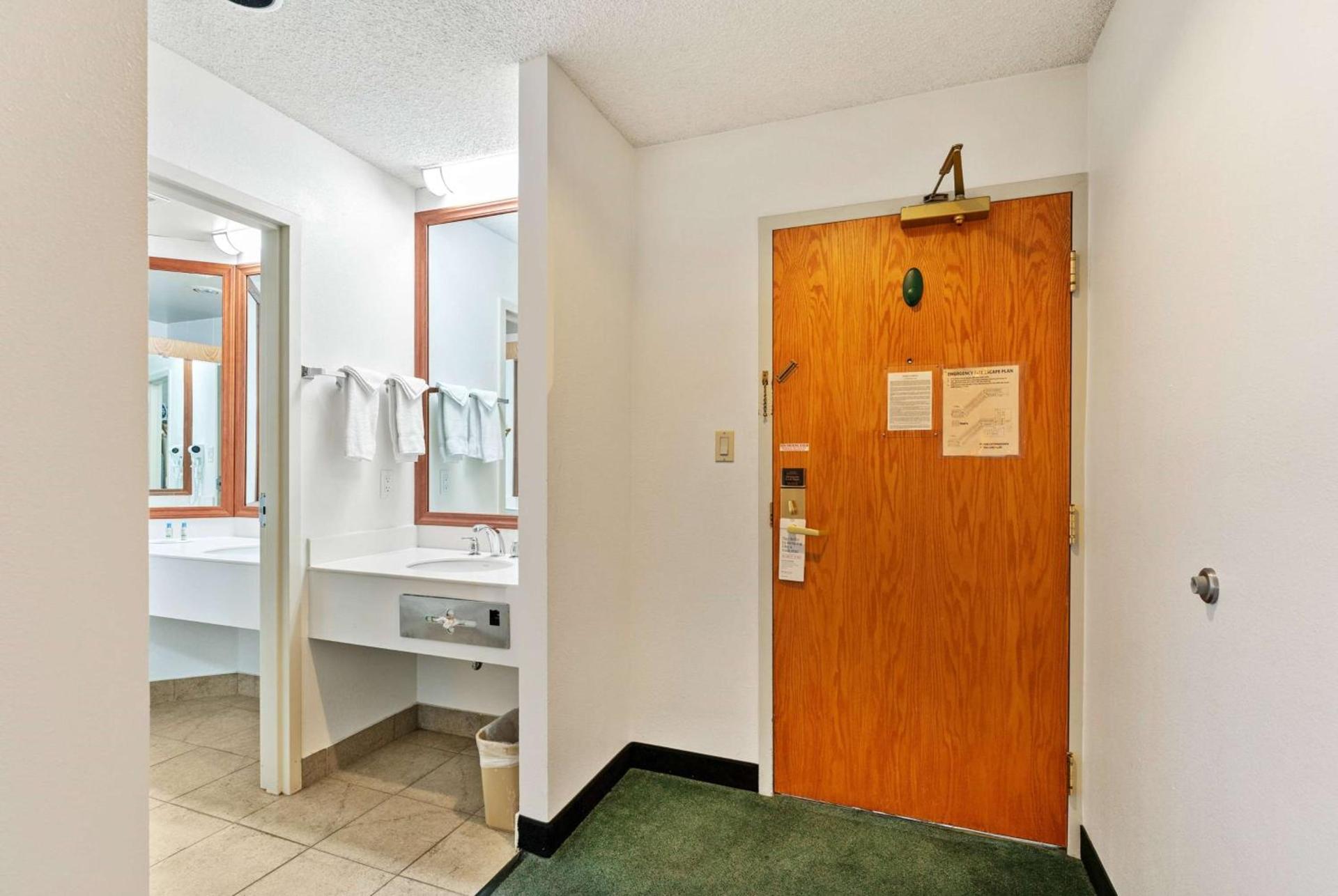 The Cairn Hotel photo 53