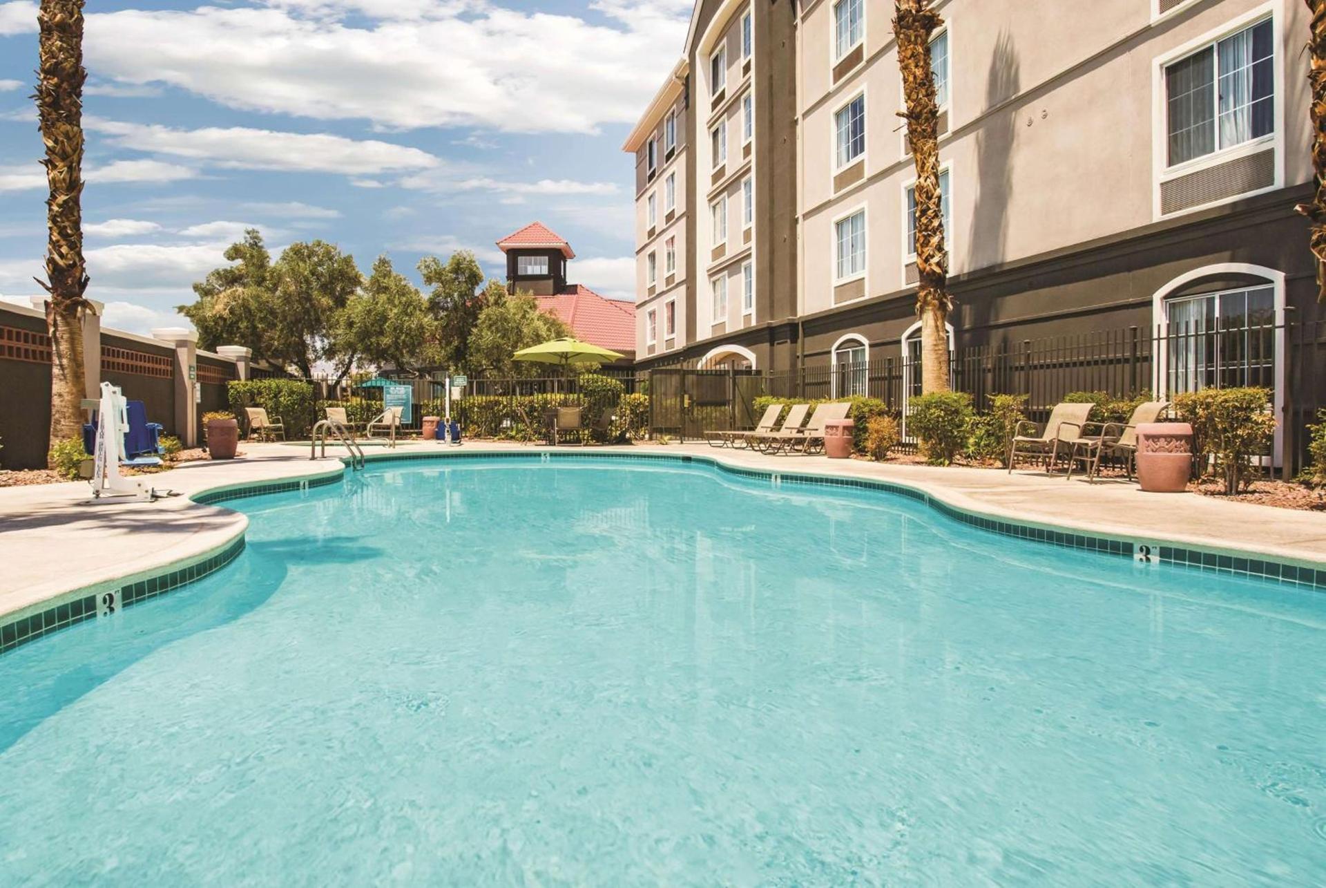 La Quinta by Wyndham Las Vegas Summerlin Tech photo 2