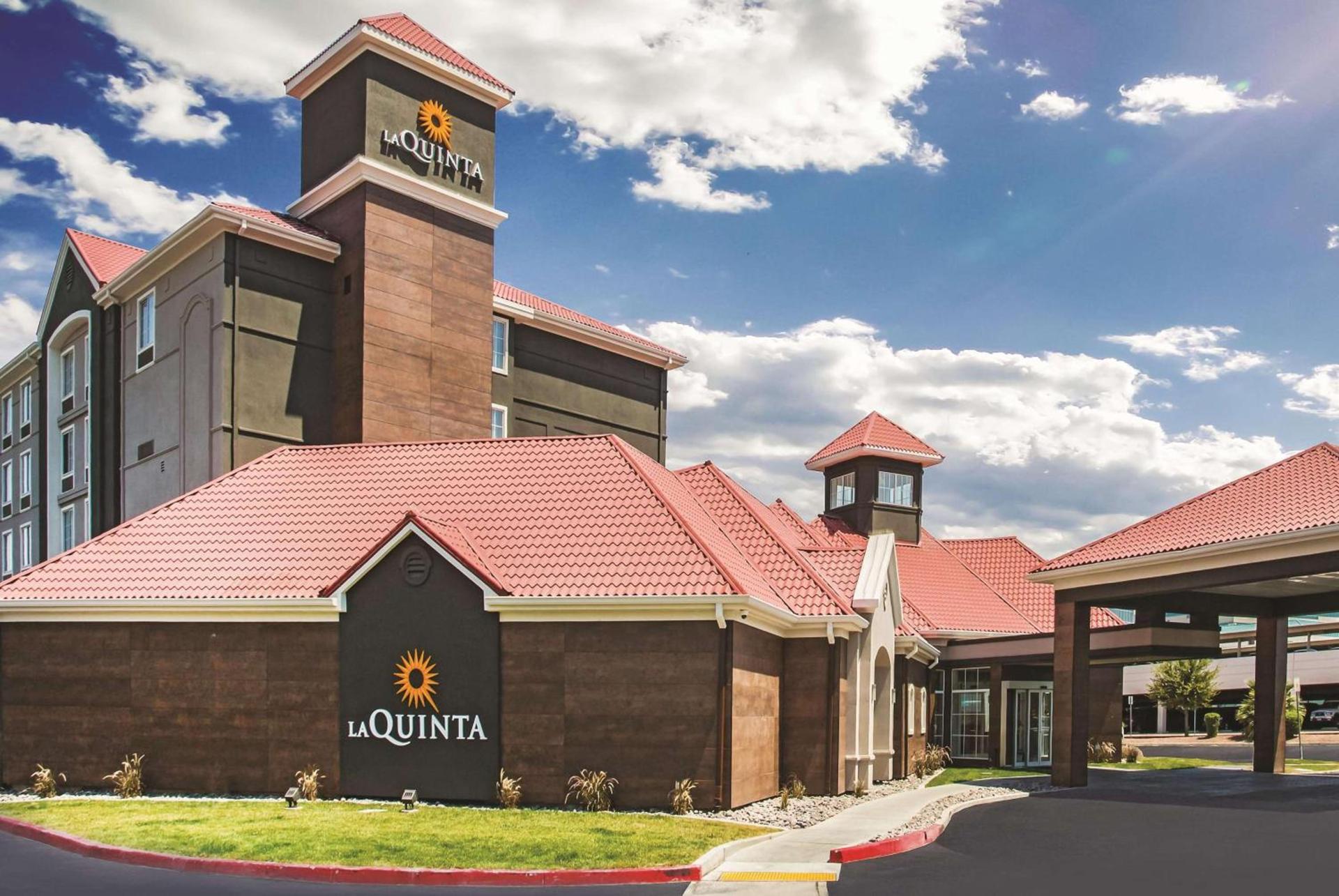 La Quinta by Wyndham Las Vegas Summerlin Tech photo 1