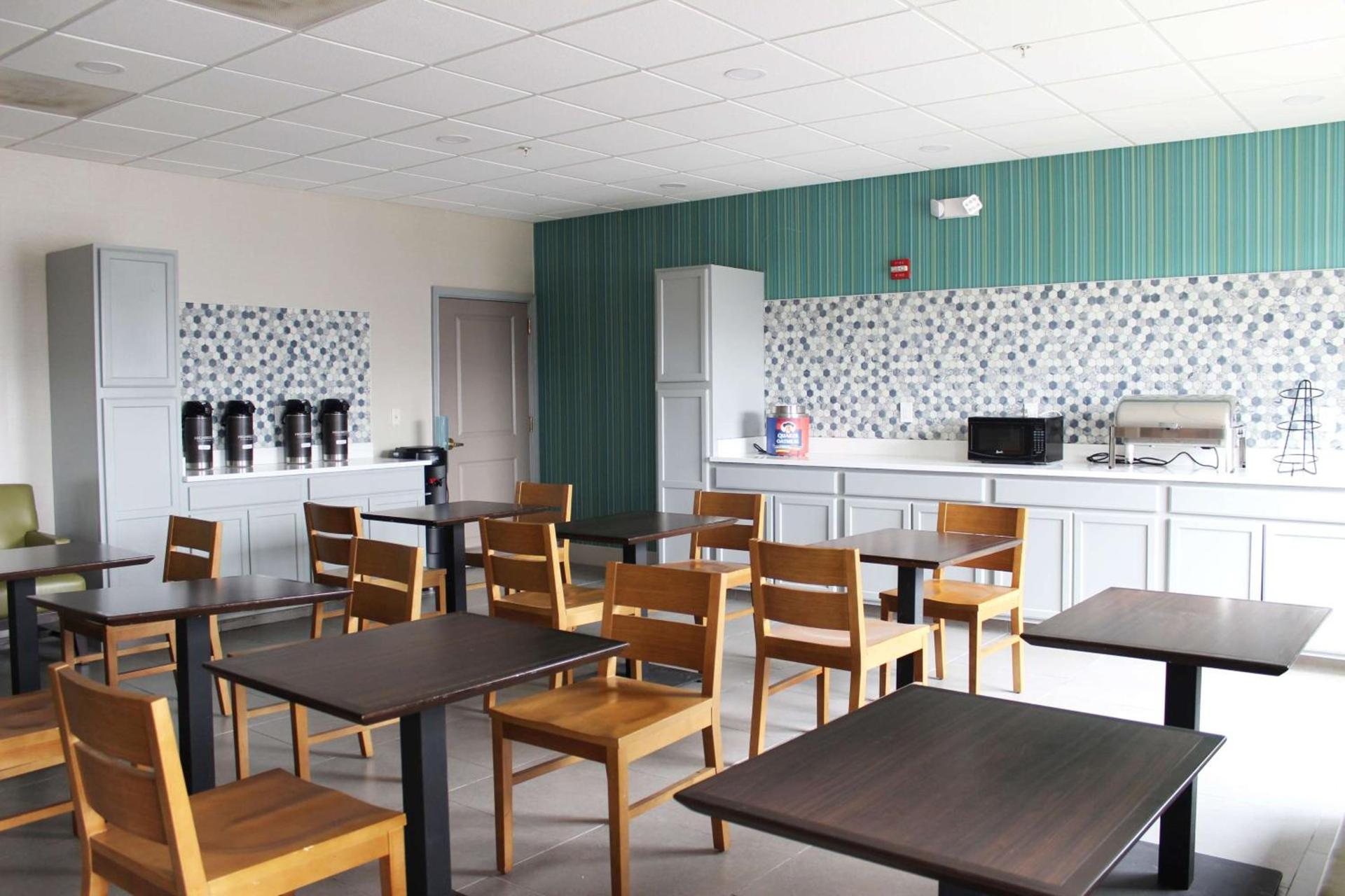 Wingate by Wyndham Waldorf - Washington DC Area photo 45