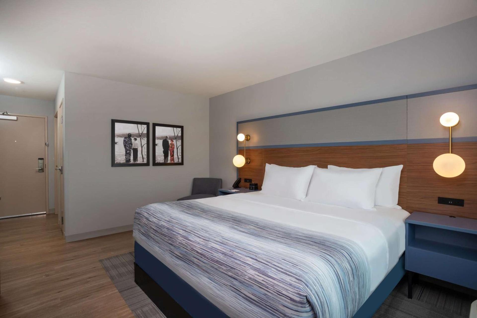 AmericInn by Wyndham San Angelo photo 18