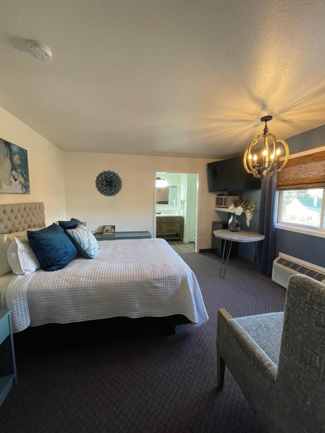 Hagerman Valley Inn photo 19