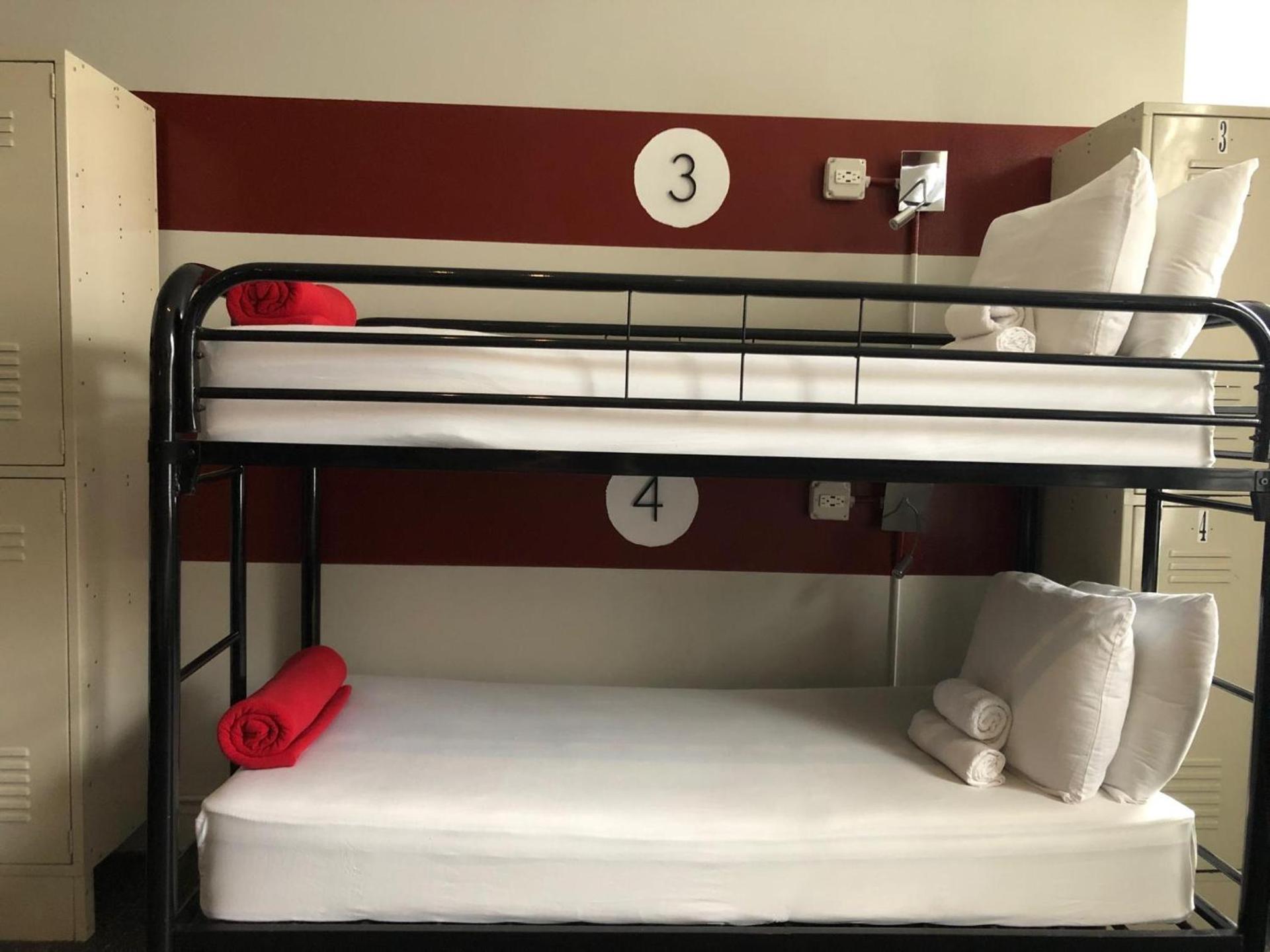 Chicago Getaway Hostel photo 39