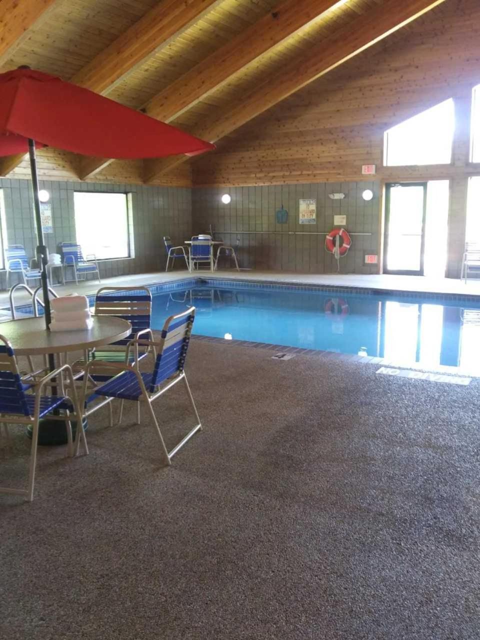 AmericInn by Wyndham Red Wing photo 14