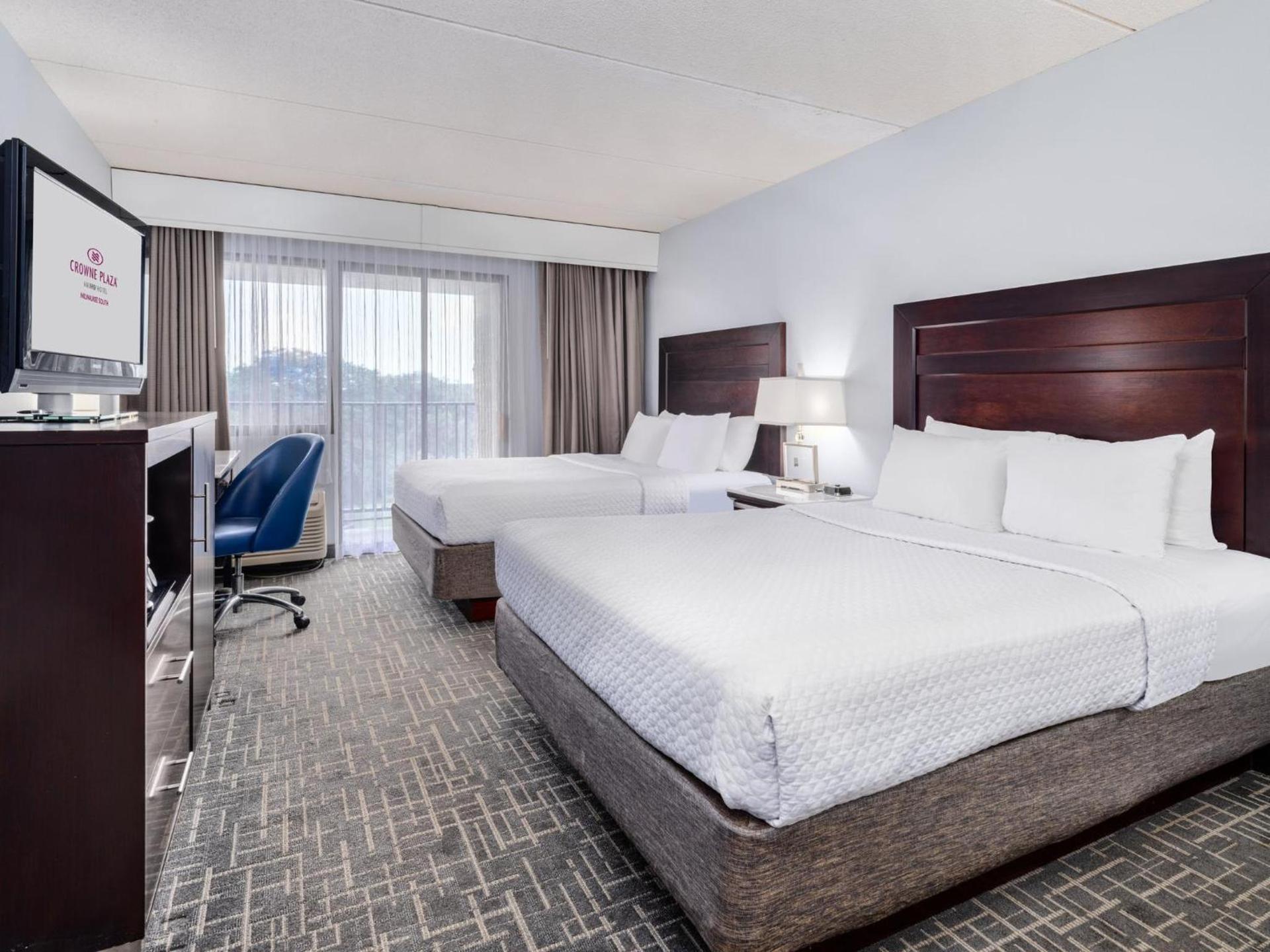 Crowne Plaza Milwaukee Airport by IHG photo 82