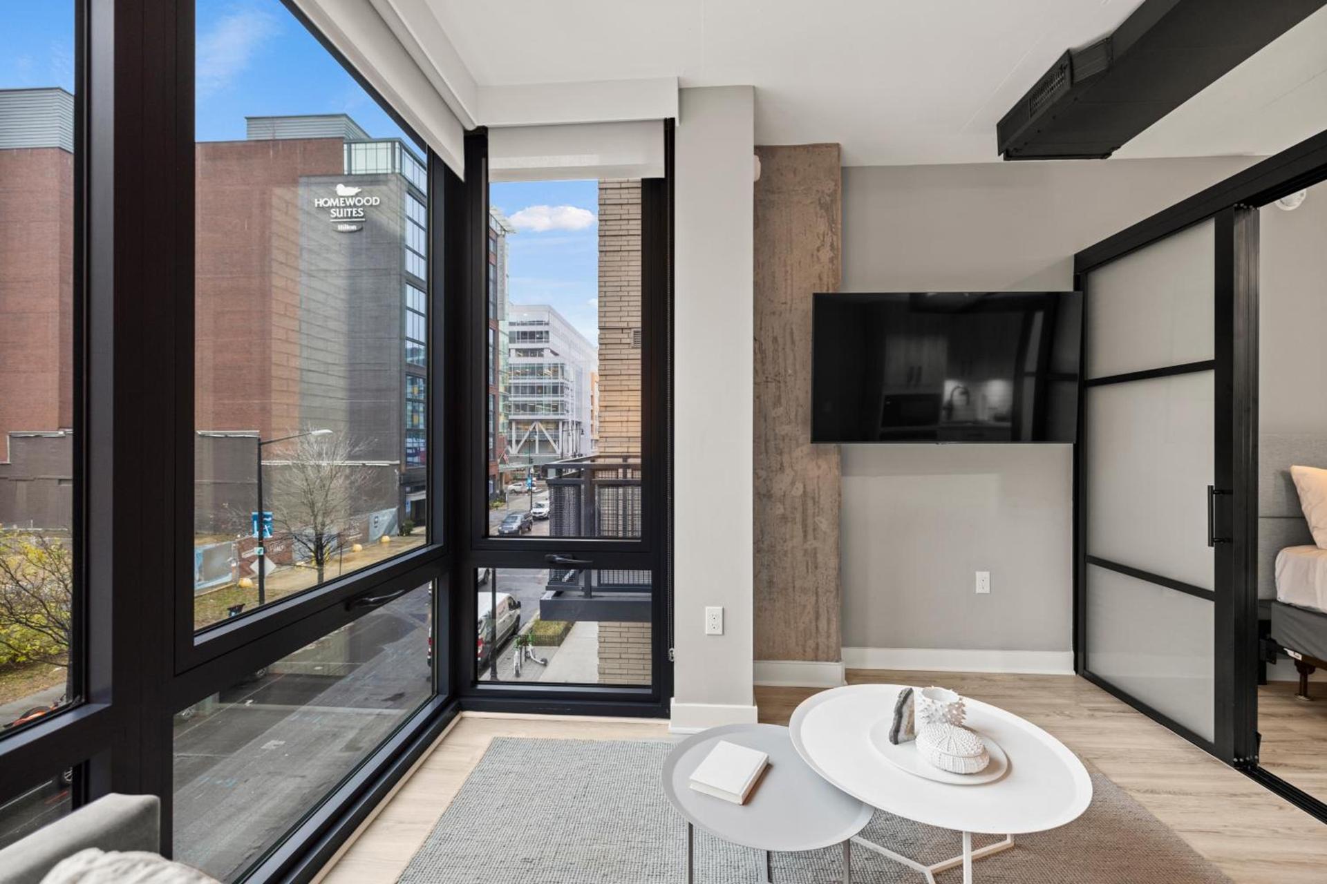 Coda on Half, a Placemakr Experience - Navy Yard photo 11