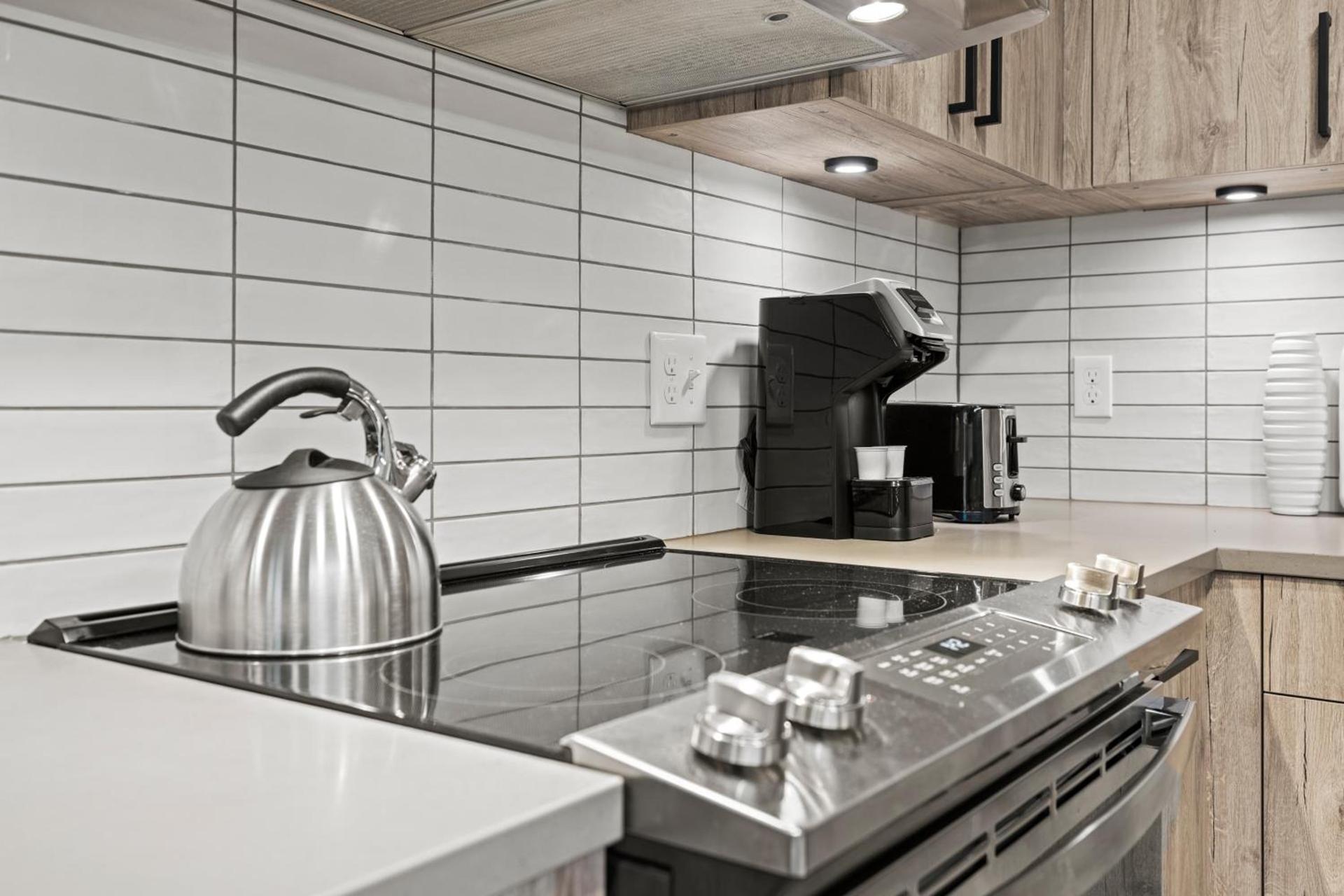 Coda on Half, a Placemakr Experience - Navy Yard photo 43