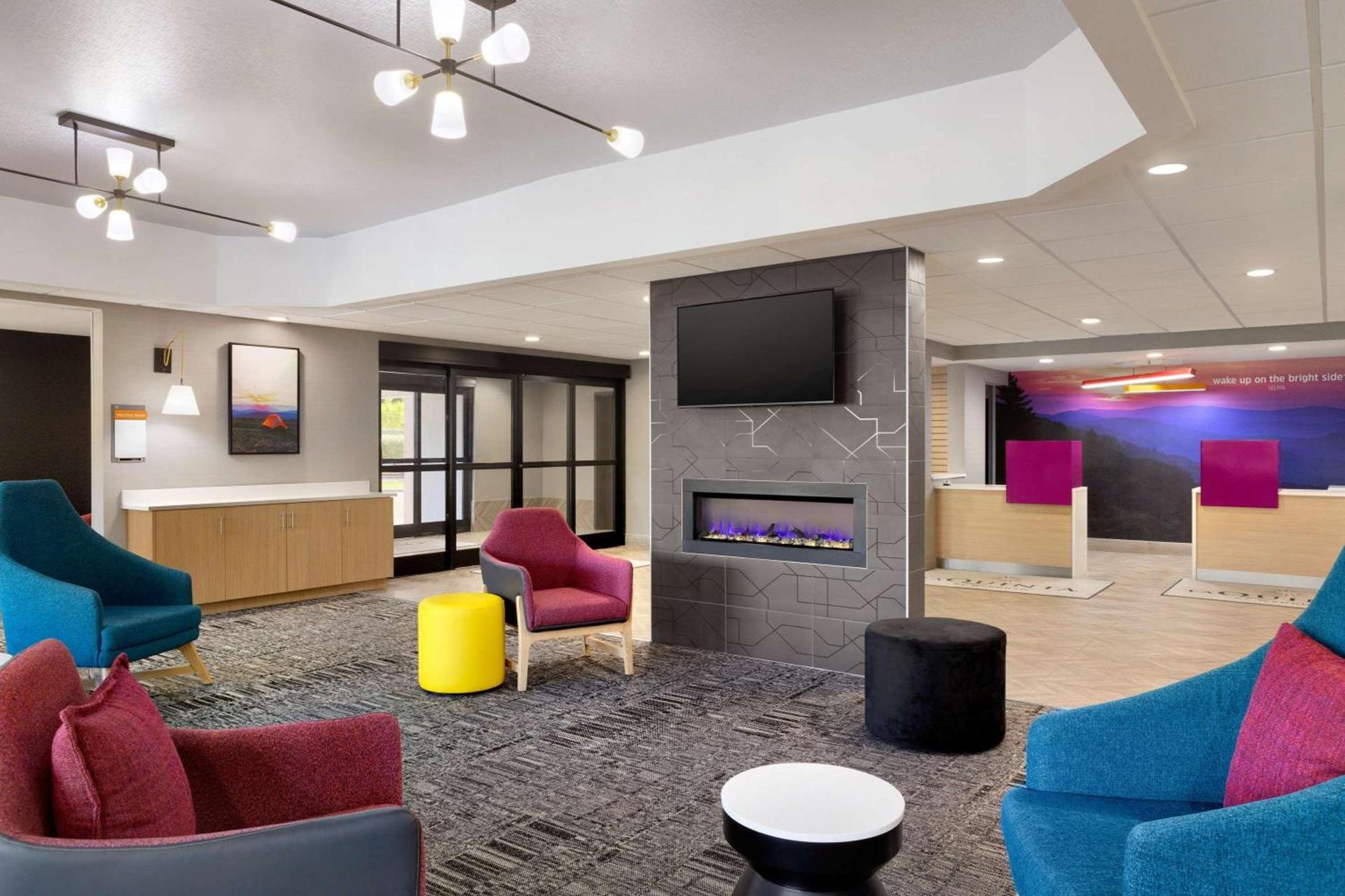 La Quinta Inn & Suites by Wyndham Selma/Smithfield I-95 photo 5