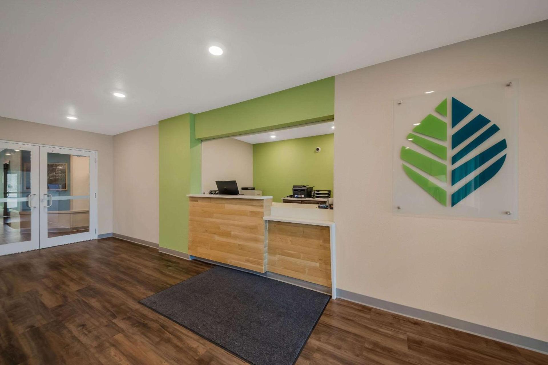 WoodSpring Suites Wesley Chapel-Tampa photo 6