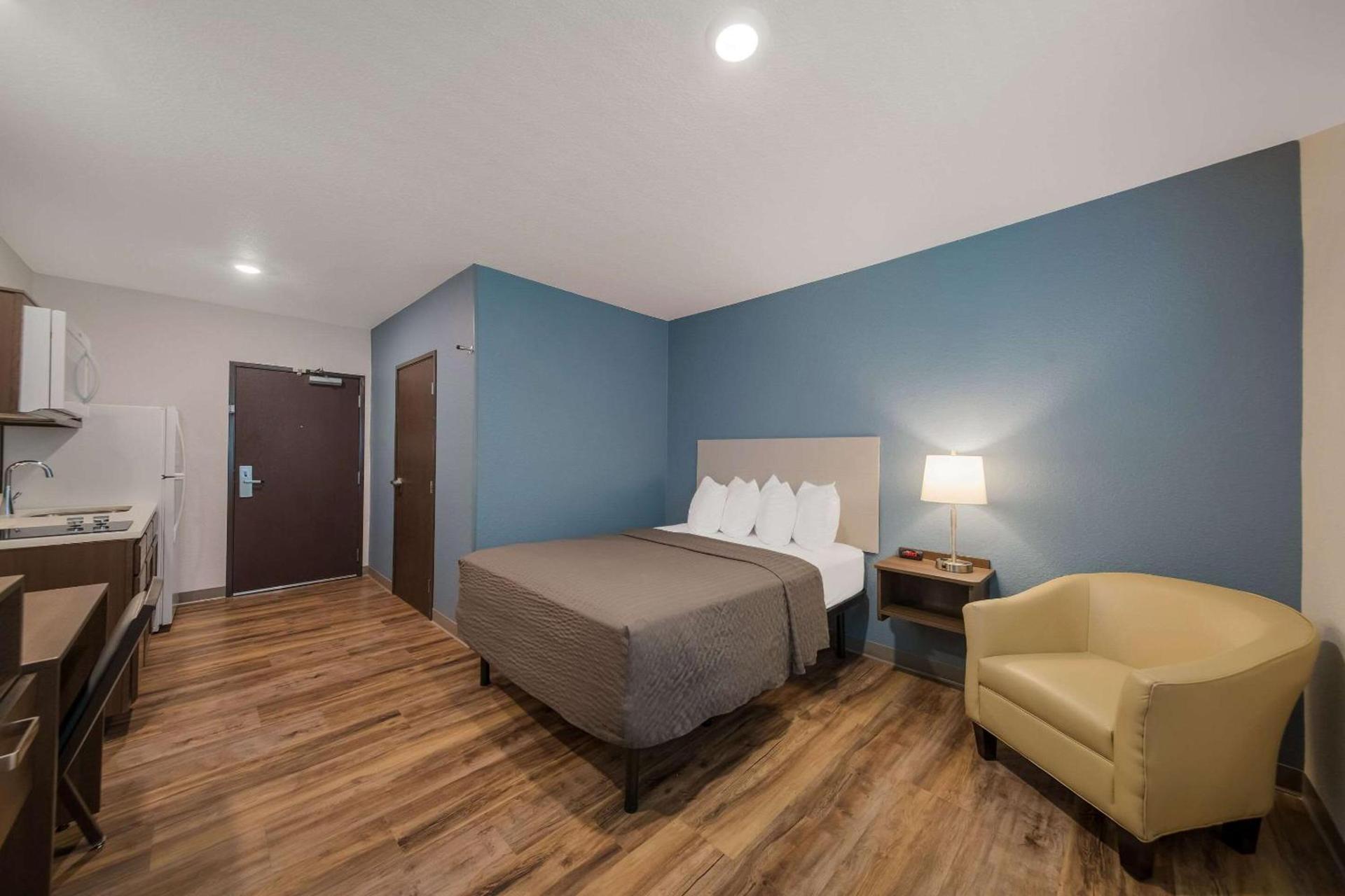 WoodSpring Suites Wesley Chapel-Tampa photo 15