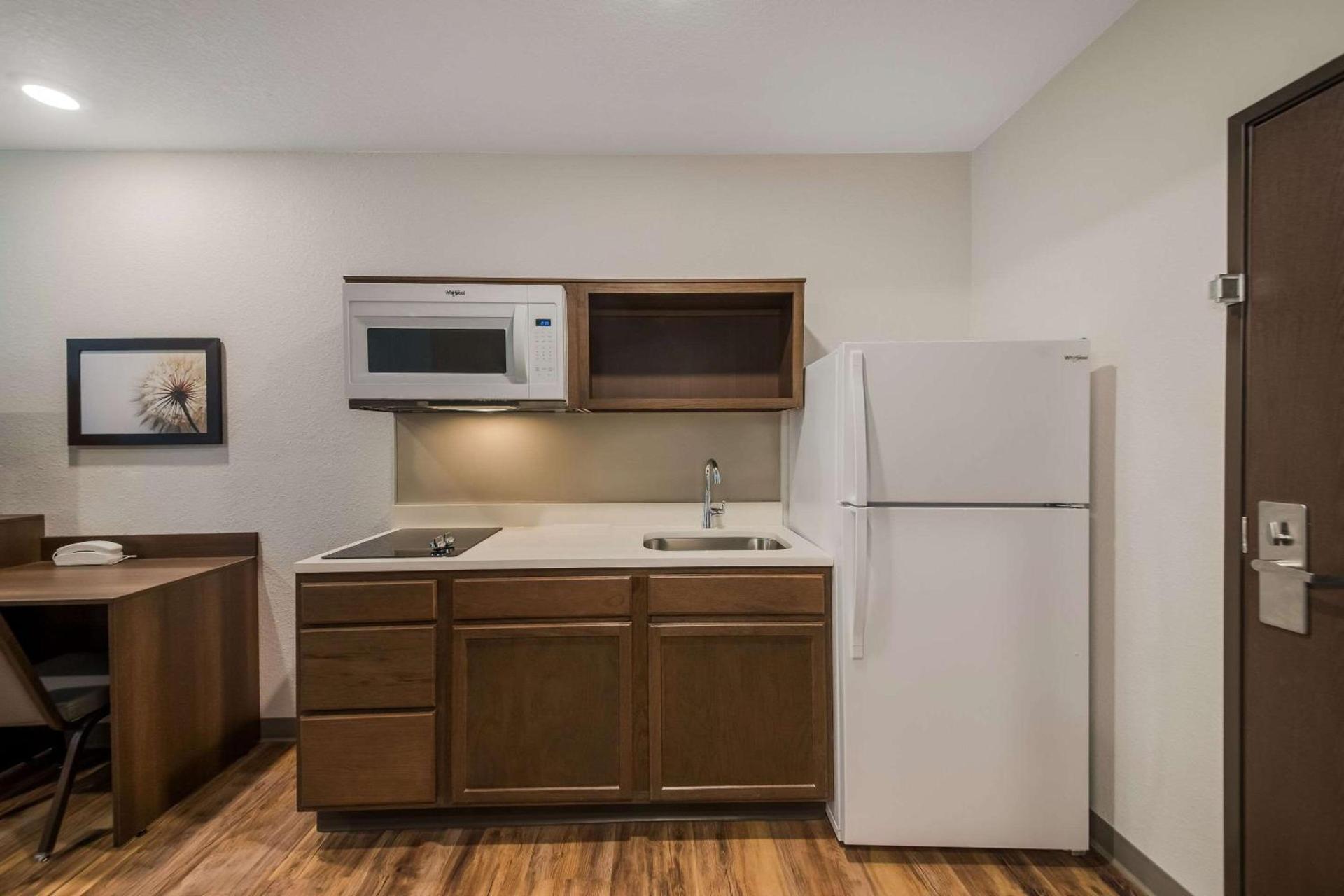 WoodSpring Suites Wesley Chapel-Tampa photo 18