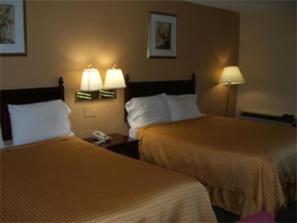 Americas Best Value Inn Smithfield photo 24