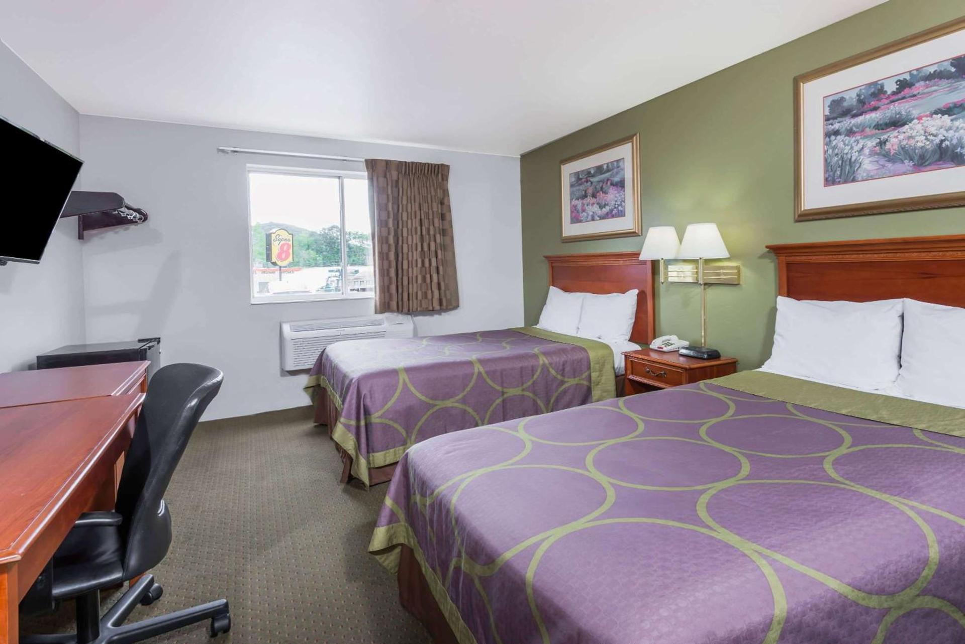 Super 8 by Wyndham Pittsburgh/Monroeville photo 12