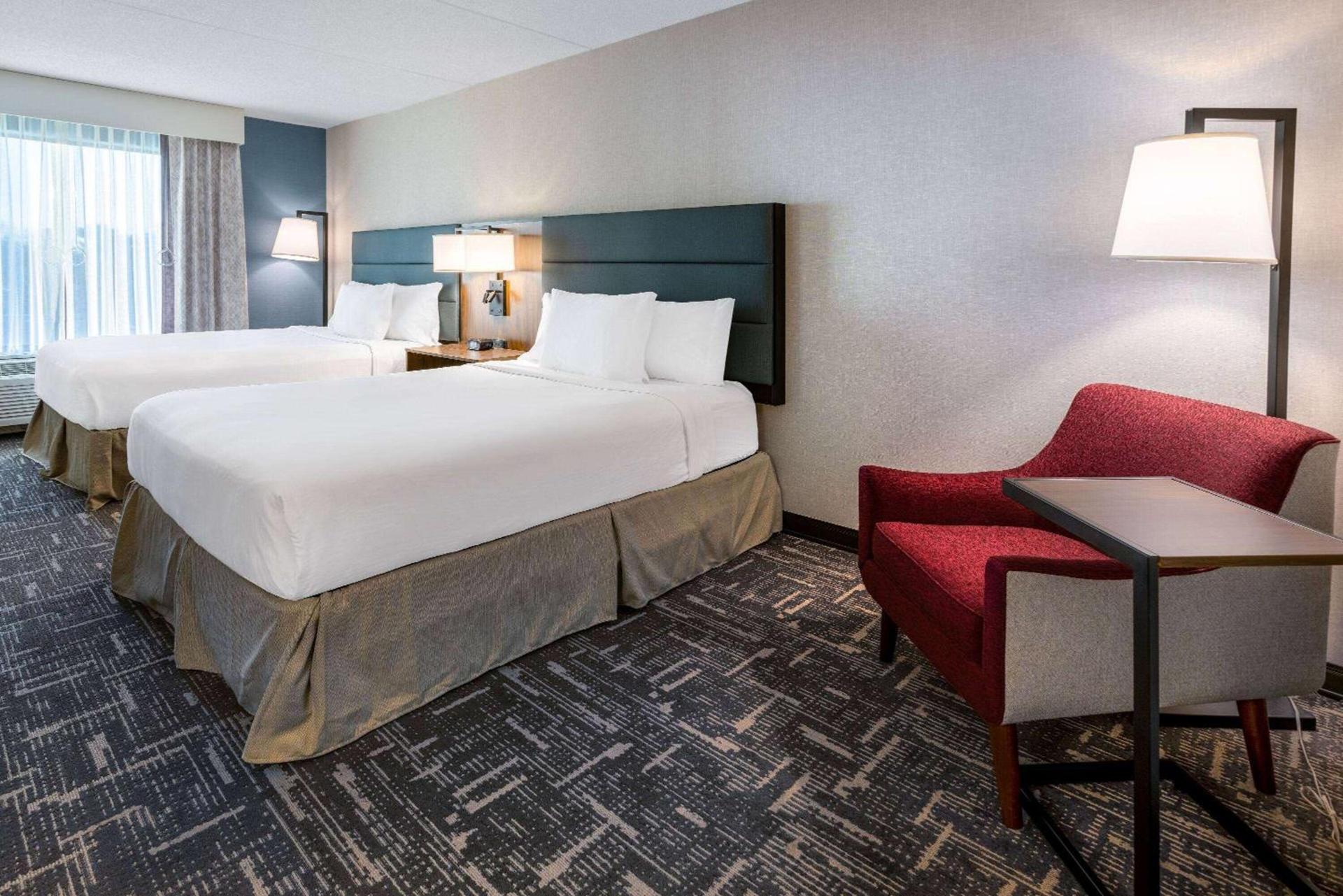 Wingate by Wyndham Vineland photo 5