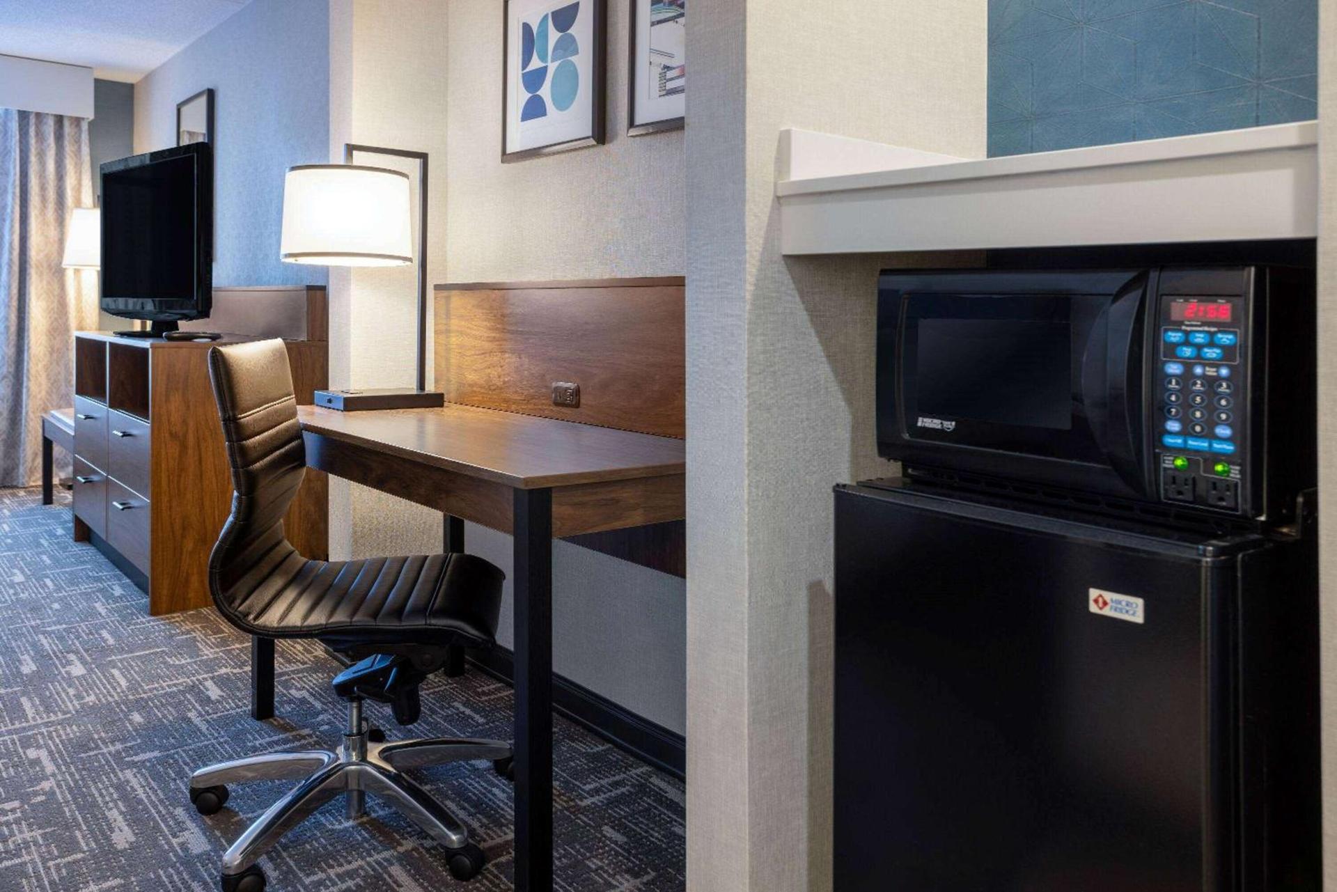 Wingate by Wyndham Vineland photo 9