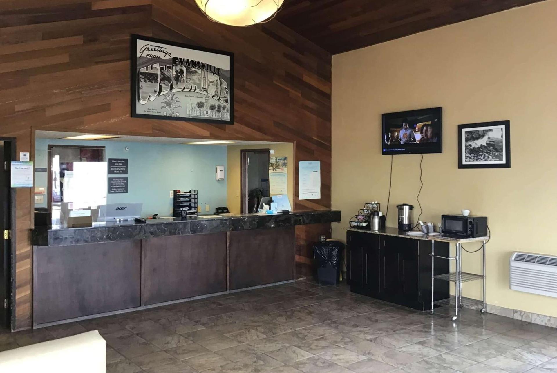 Super 8 by Wyndham Casper East/Evansville photo 5
