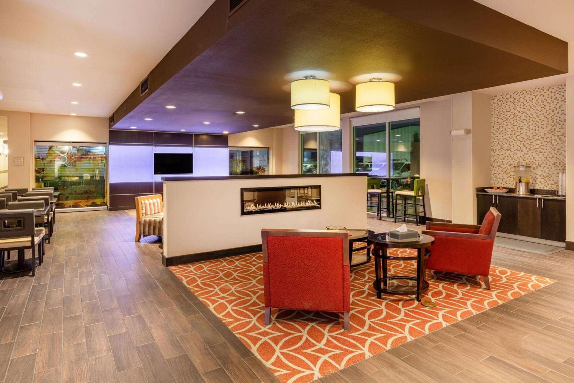 La Quinta by Wyndham Wichita Falls - MSU Area photo 11