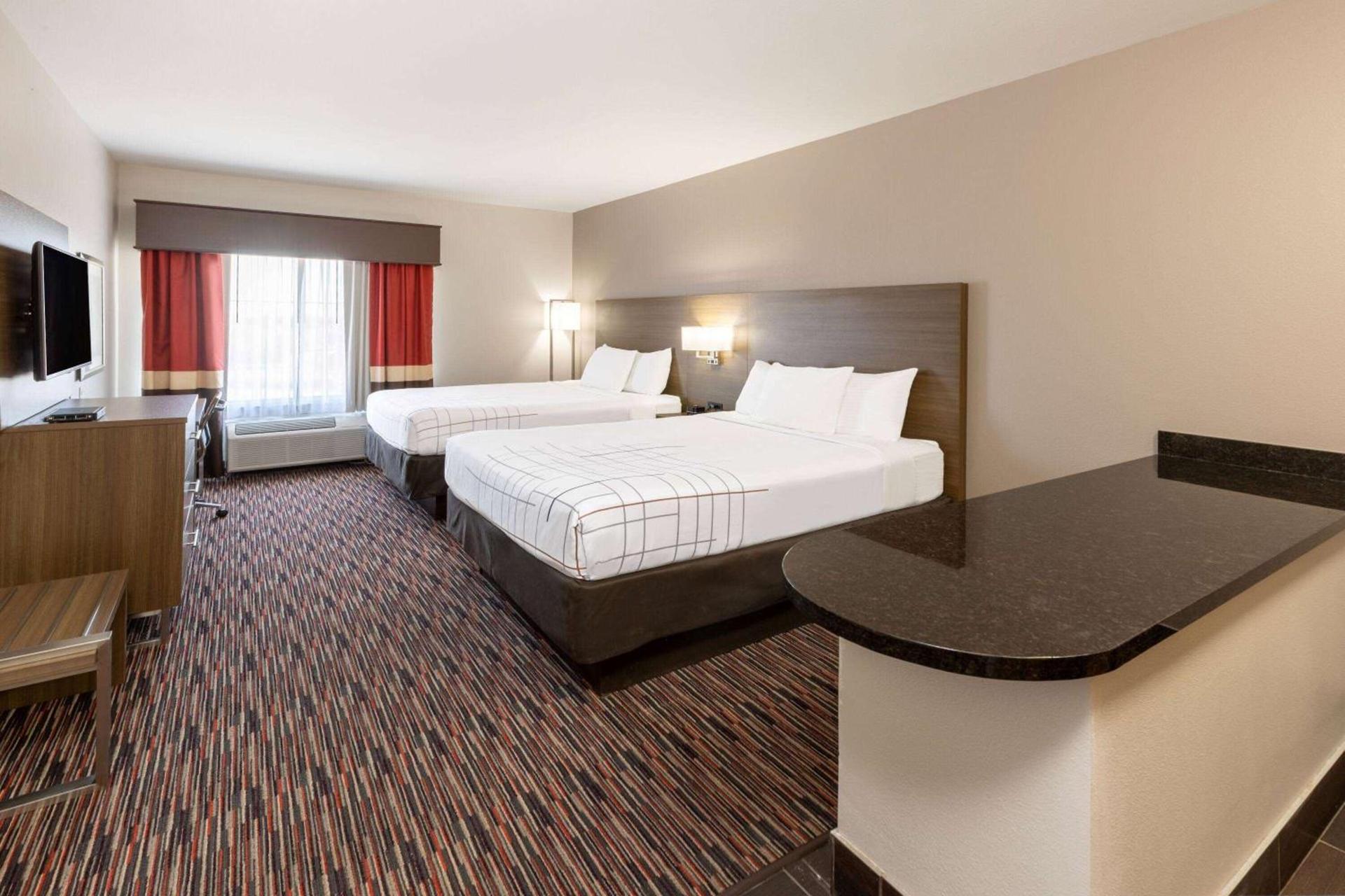 La Quinta by Wyndham Wichita Falls - MSU Area photo 30
