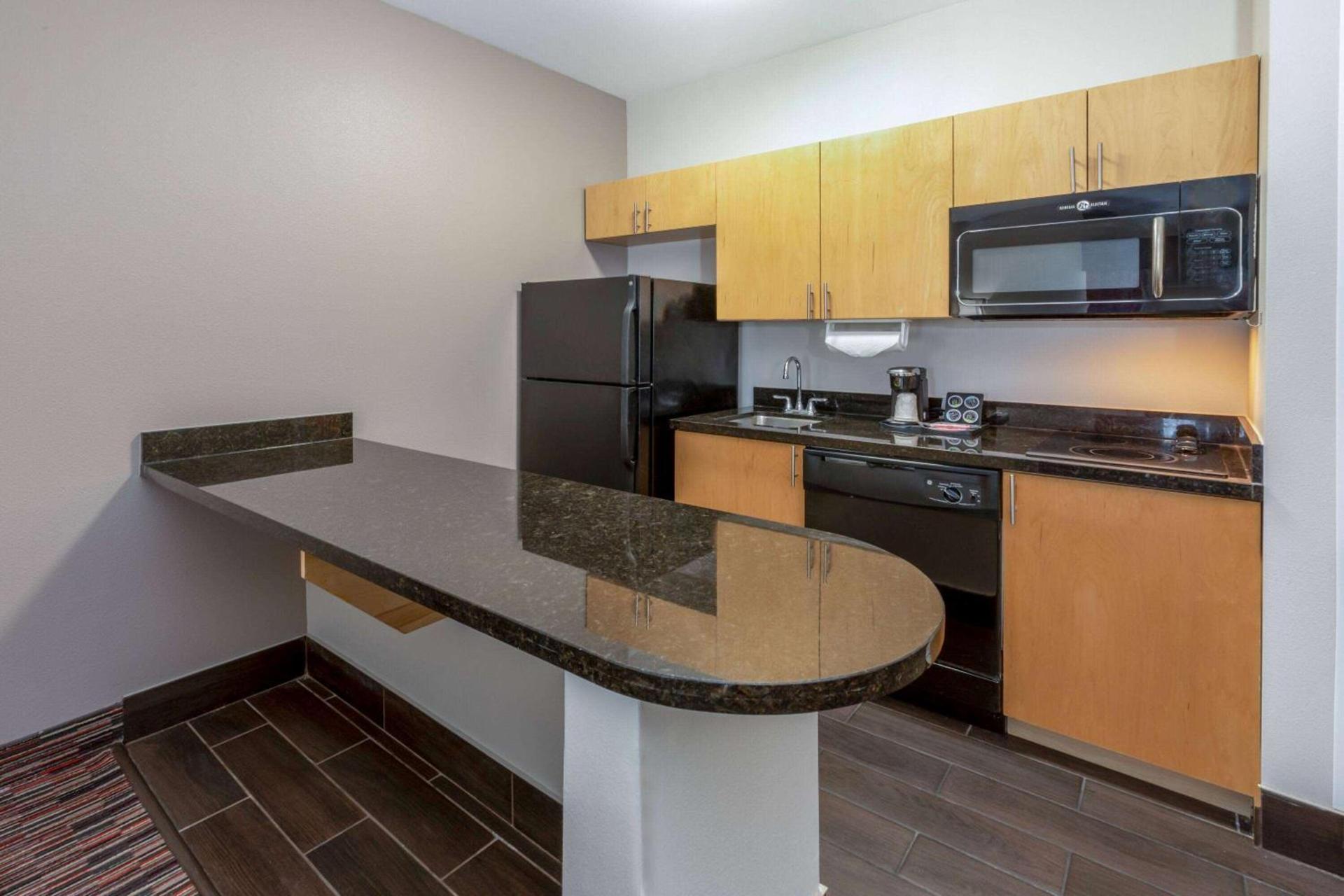 La Quinta by Wyndham Wichita Falls - MSU Area photo 32
