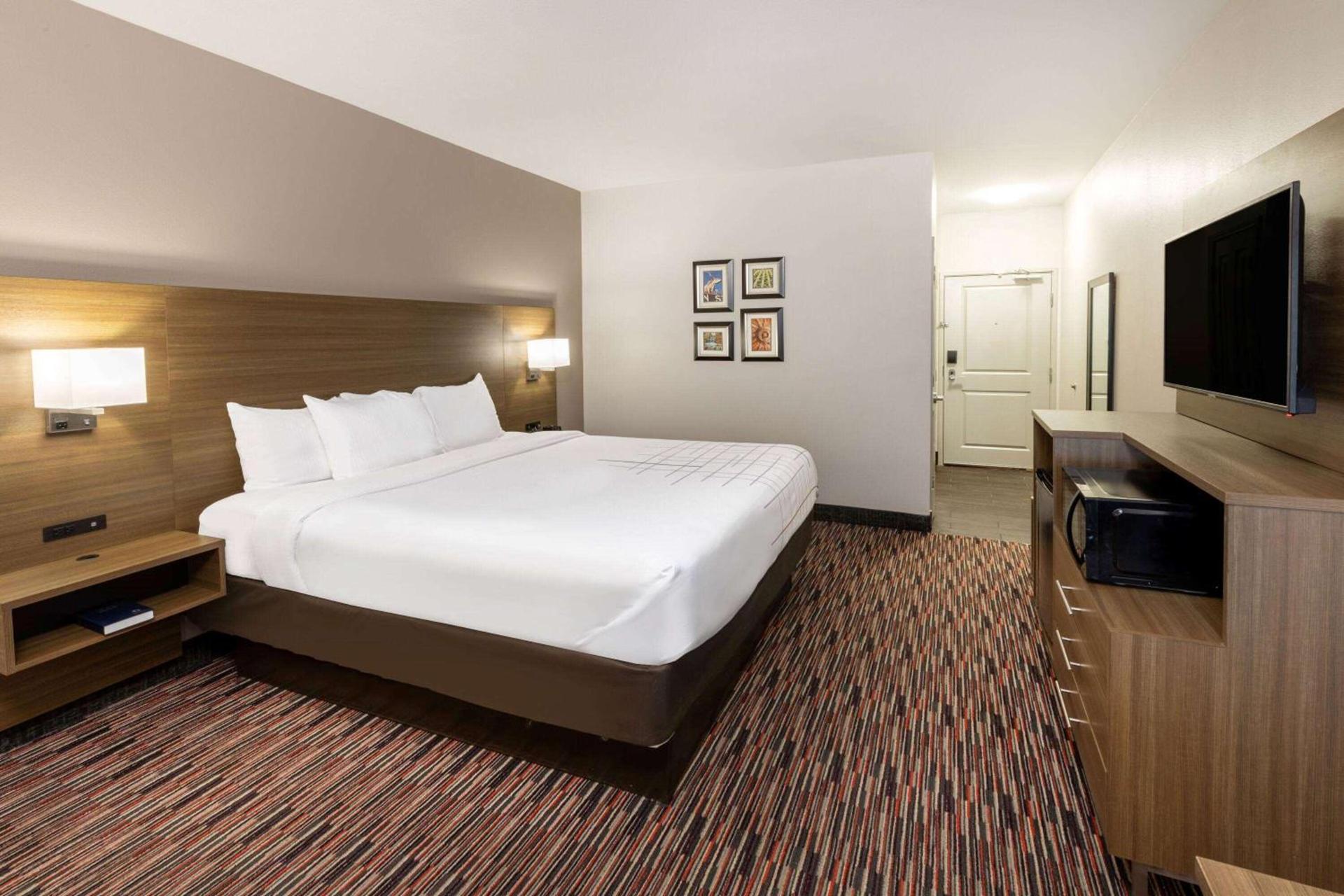 La Quinta by Wyndham Wichita Falls - MSU Area photo 39